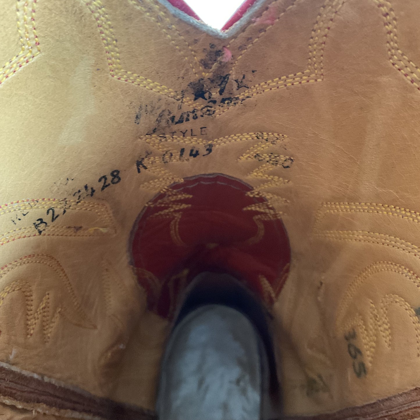 Vintage Tony Lama Burnt Orange Cowgirl Boots 6.5 C Tooled Inlay