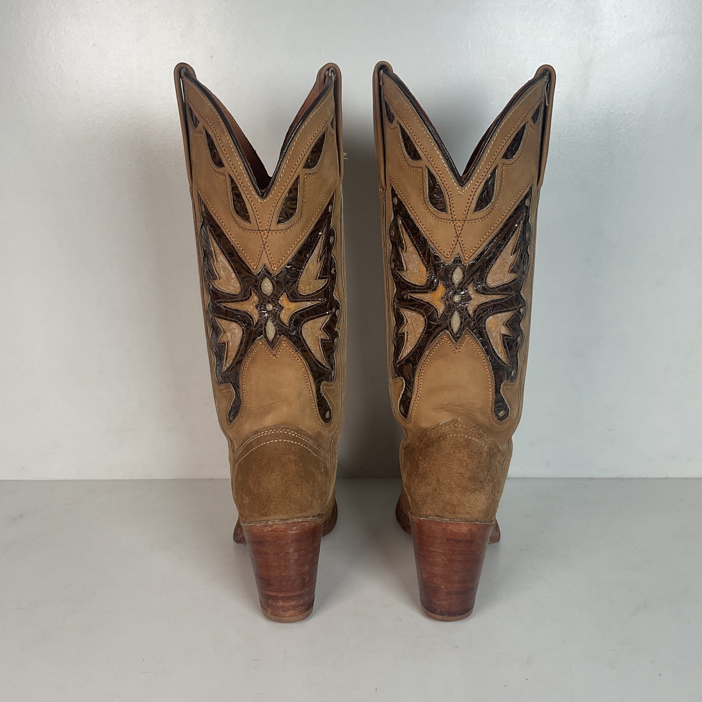 Vintage Miss Capezio Butterfly Inlay Cowgirl Boots 6.5 M USA Rough Out Suede
