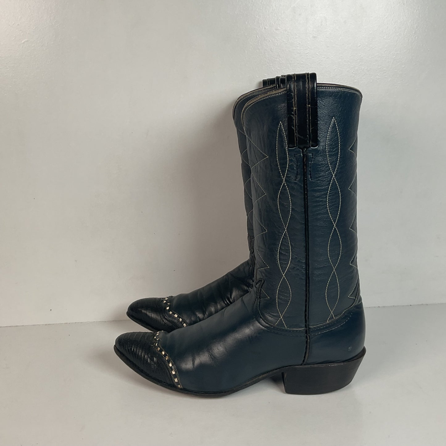 Vintage Tony Lama Navy Blue Cowgirl Boots 5.5 B Gold Label Lizard Wingtip