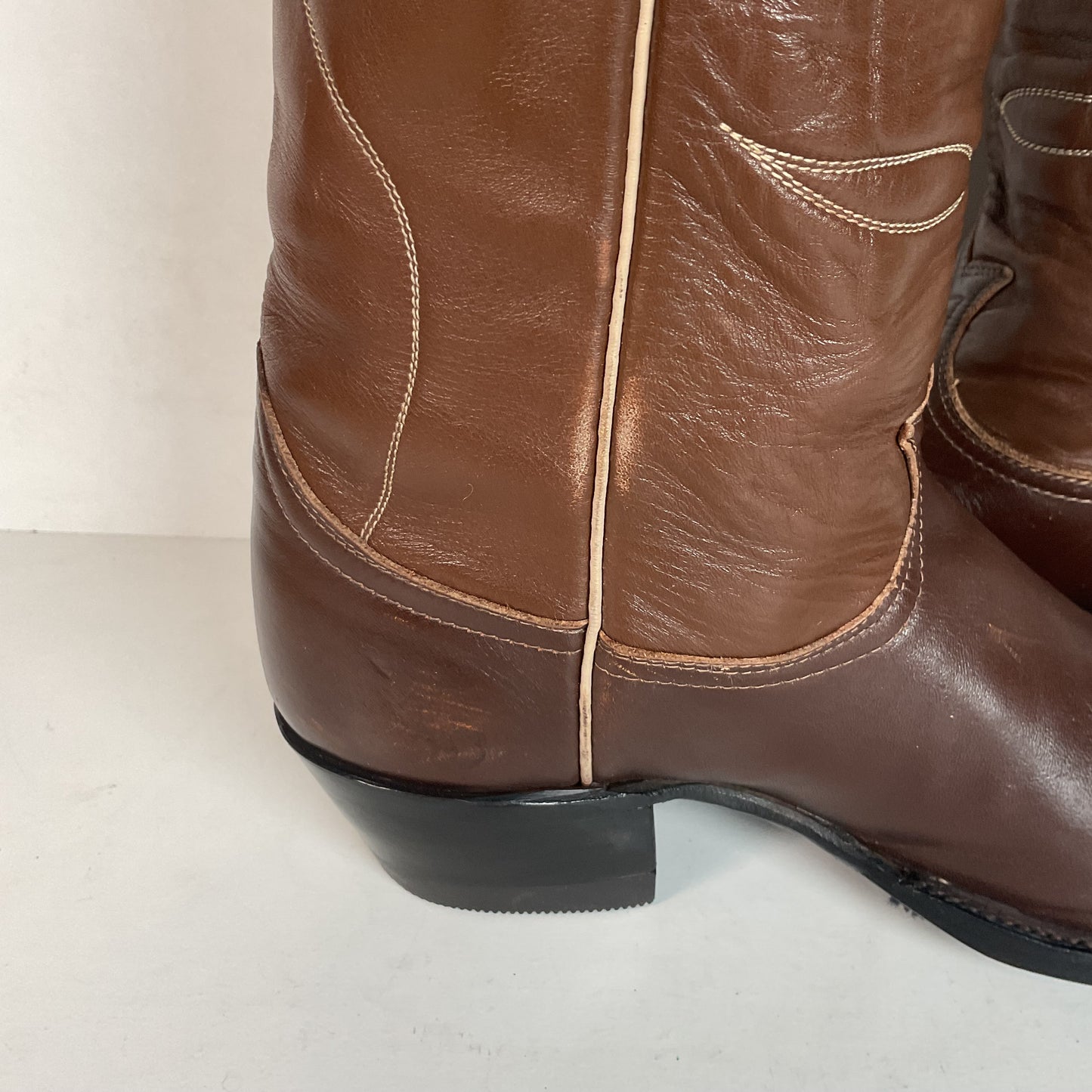 Vintage 1960s Tony Lama Wingtip Cowboy Boots 9 D Gold Label Recraft
