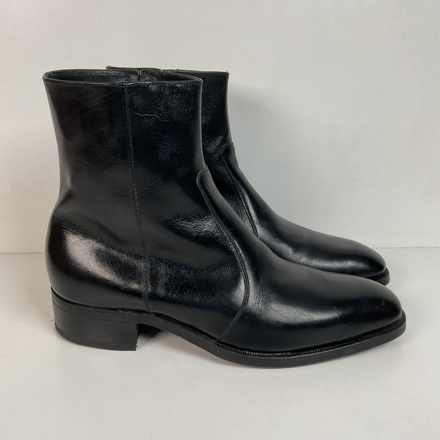 Vintage Florsheim Black Leather Chelsea Boots 10.5 C New Old Stock