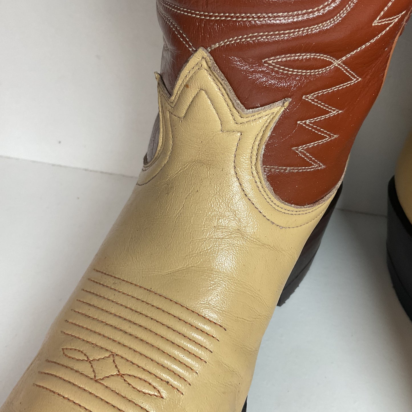 Tony Lama Urban Cowboy Boots Men’s 7 B | Women’s 8 Gold Label USA Made