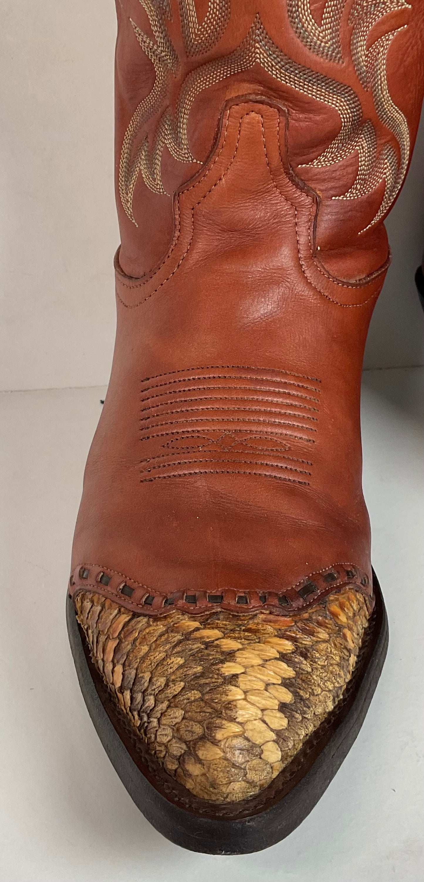 Vintage Tony Lama Rattlesnake Wingtip Cowboy Boots 10 D Diamondback Snakeskin