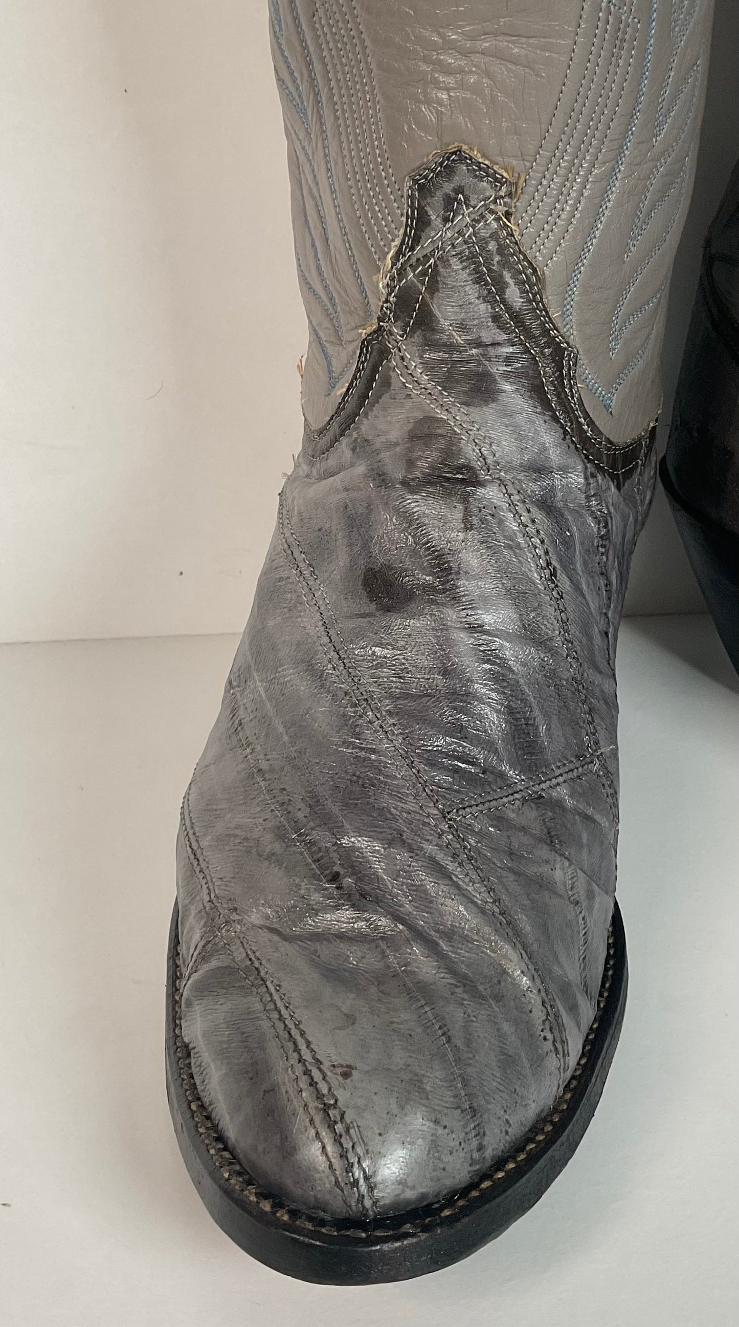 Vintage Tony Lama Exotic Grey Eel Cowboy Boots 9.5 EEE Gold Label USA Made