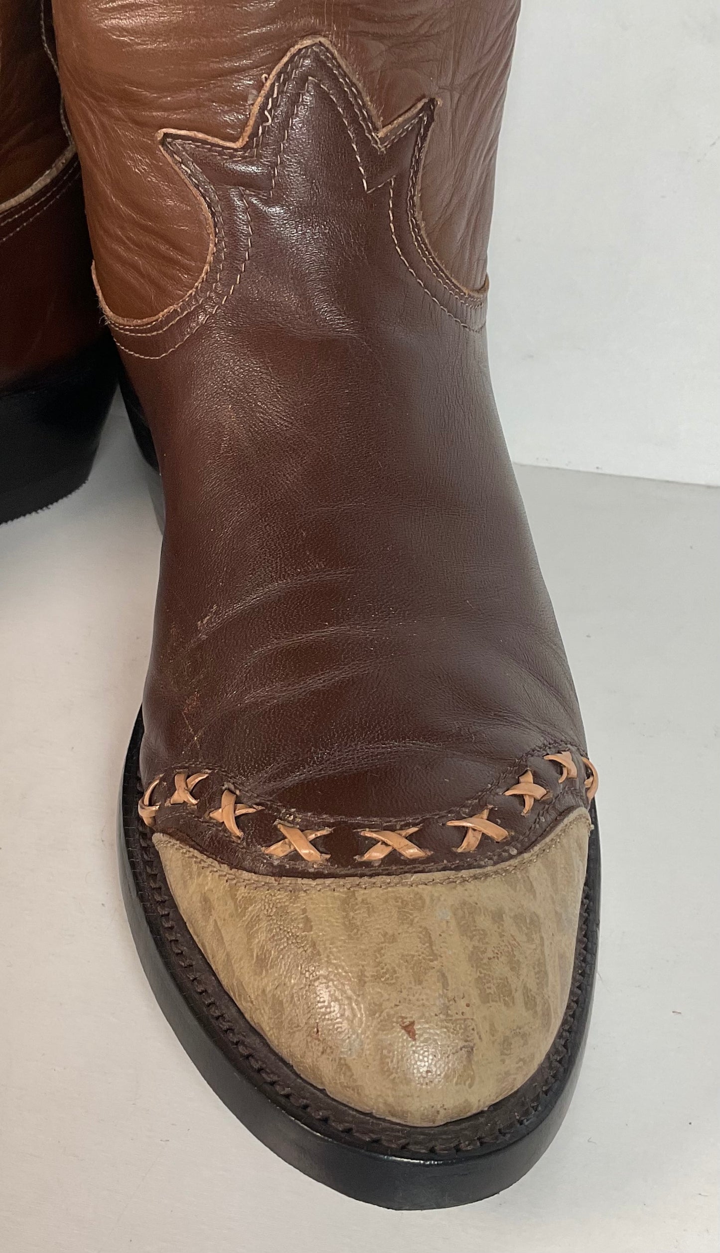 Vintage 1960s Tony Lama Wingtip Cowboy Boots 9 D Gold Label Recraft