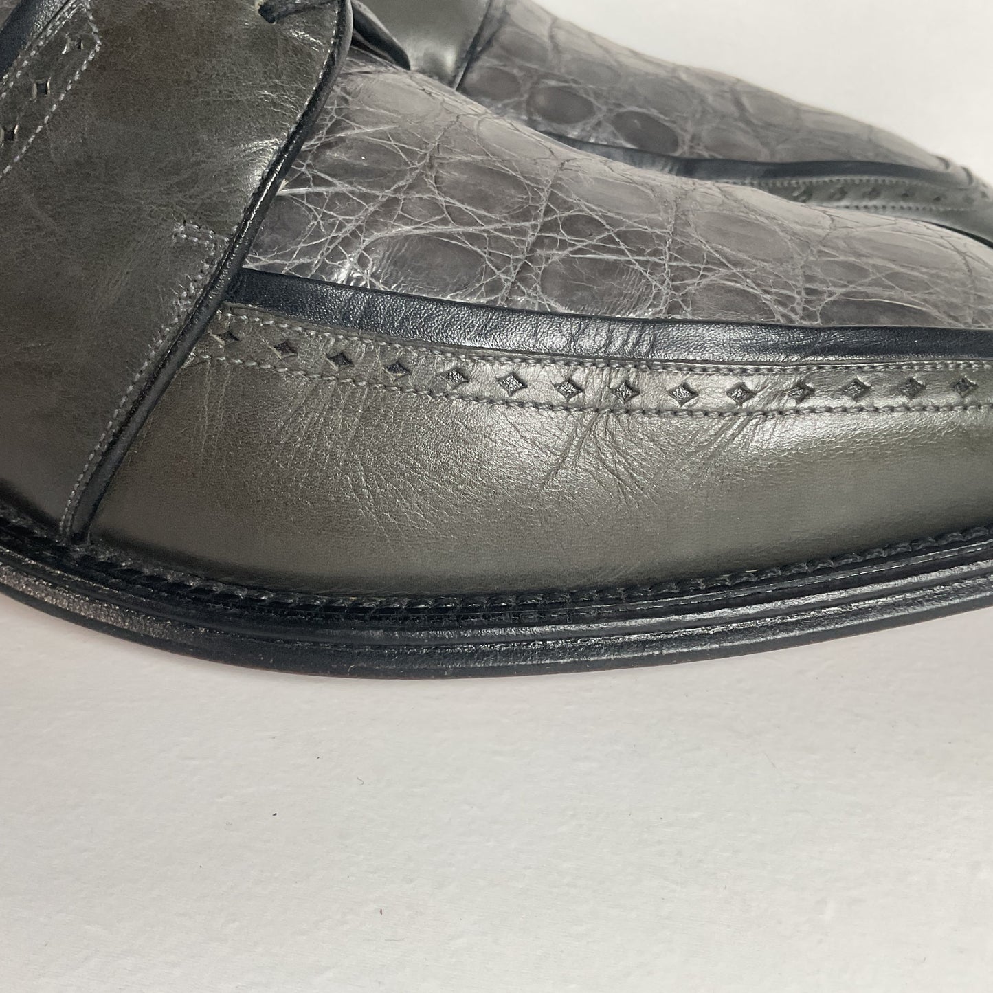 Mezlan Grey Crocodile Derby Shoes 10 M Exotic Bias Cut
