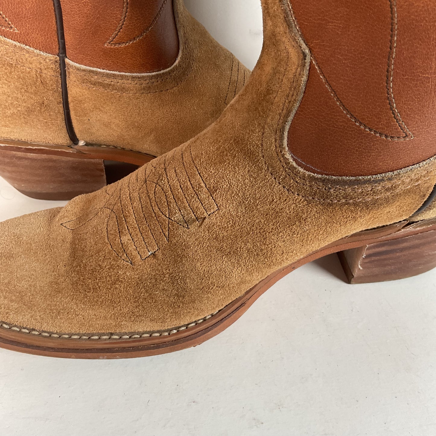 Vintage Dingo Acme Men’s Suede Rough Out Buckaroo Cowboy Boots 8 B USA Made