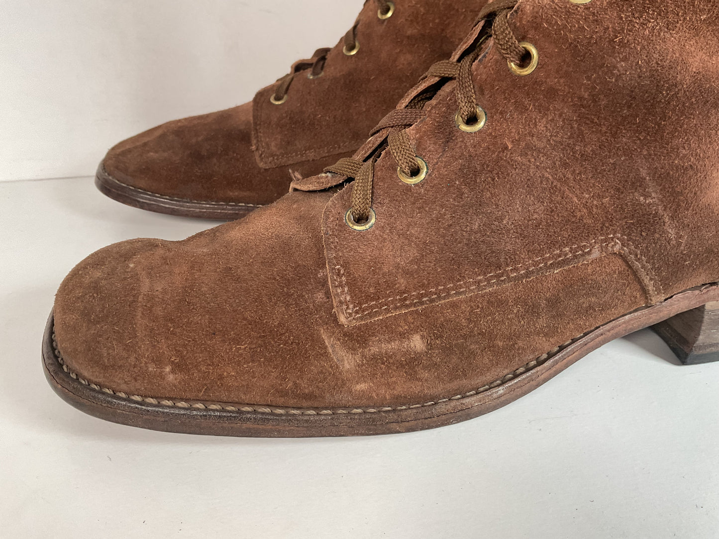 Vintage 1960s Men’s Suede Lace Up Snake Boots 12 D USA Made
