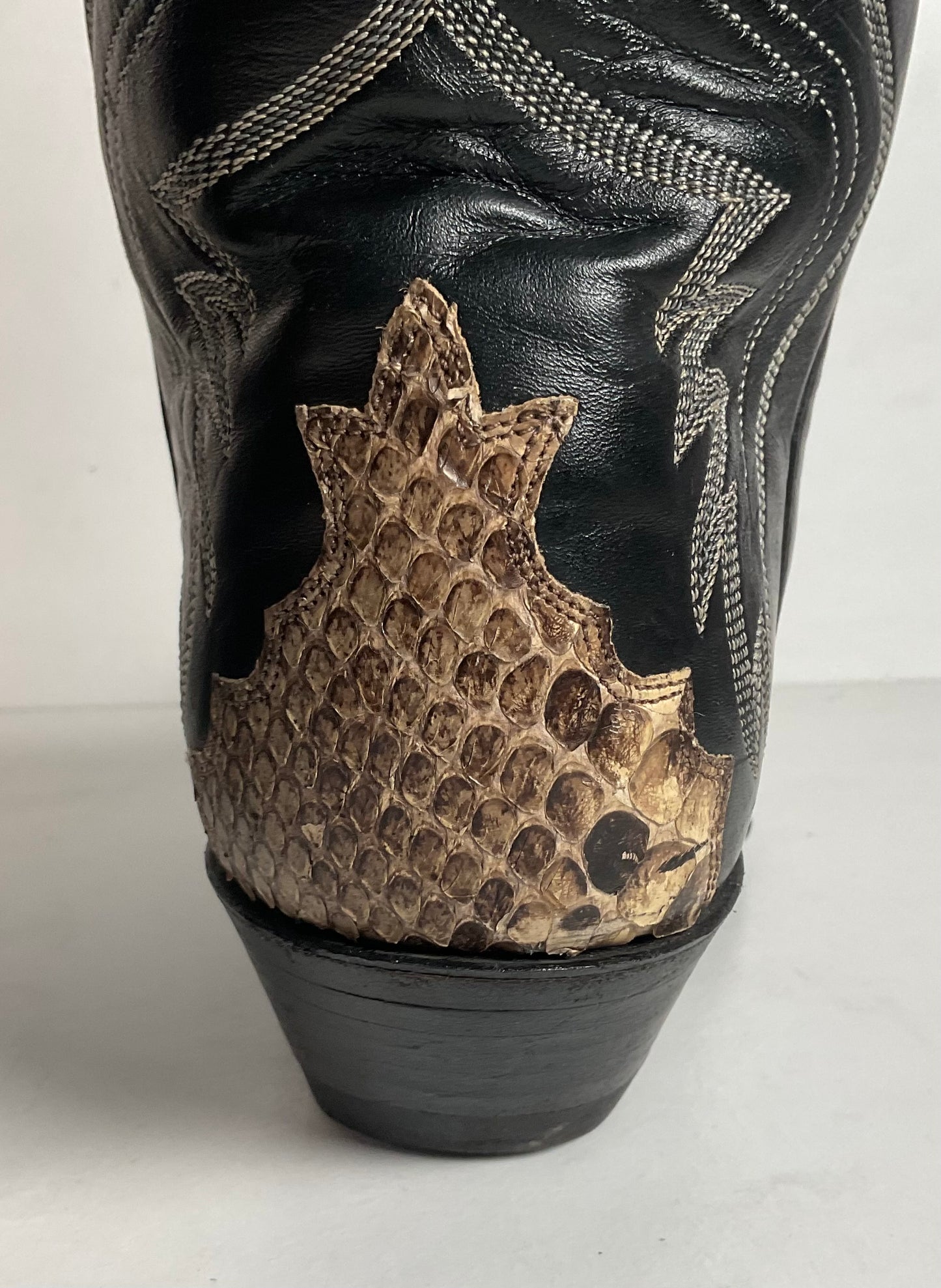 Justin Front Cut Python Snakeskin Cowboy Boots 8.5 D Triad USA Made