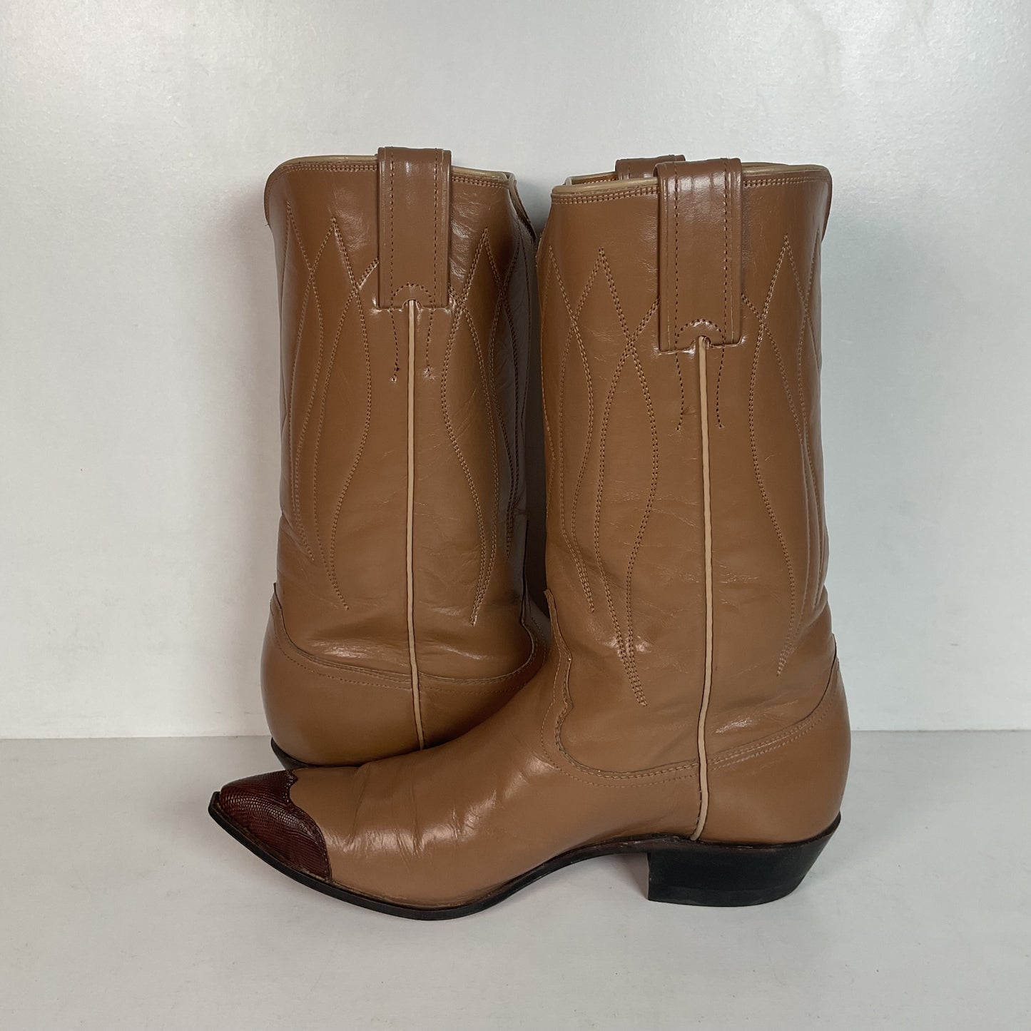 Vintage 1960s Justin Lizard Wingtip Cowgirl Boots 7 B White Label USA Made