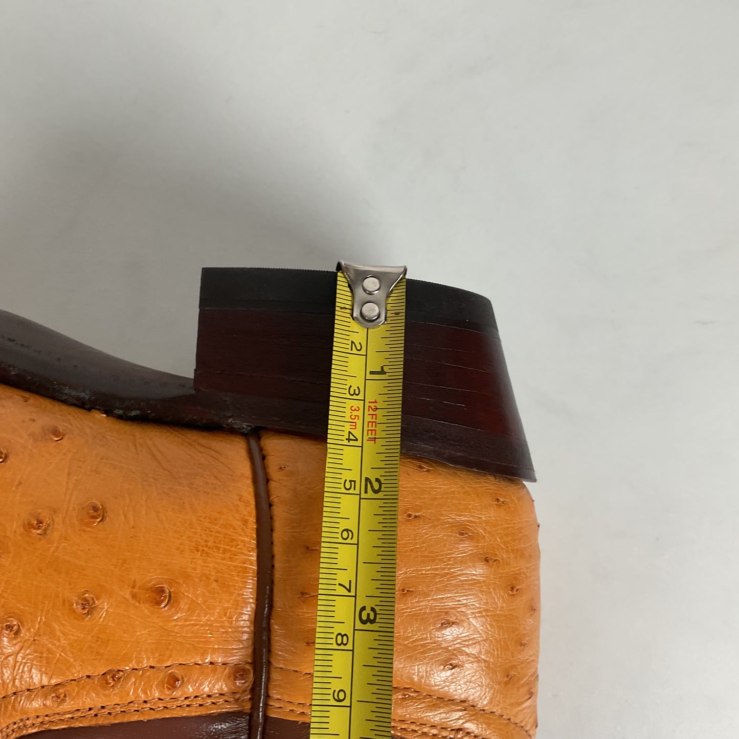 Vintage J. Chisholm Men’s Butterscotch Ostrich 7.5 D USA Made Exotic Pin Quill