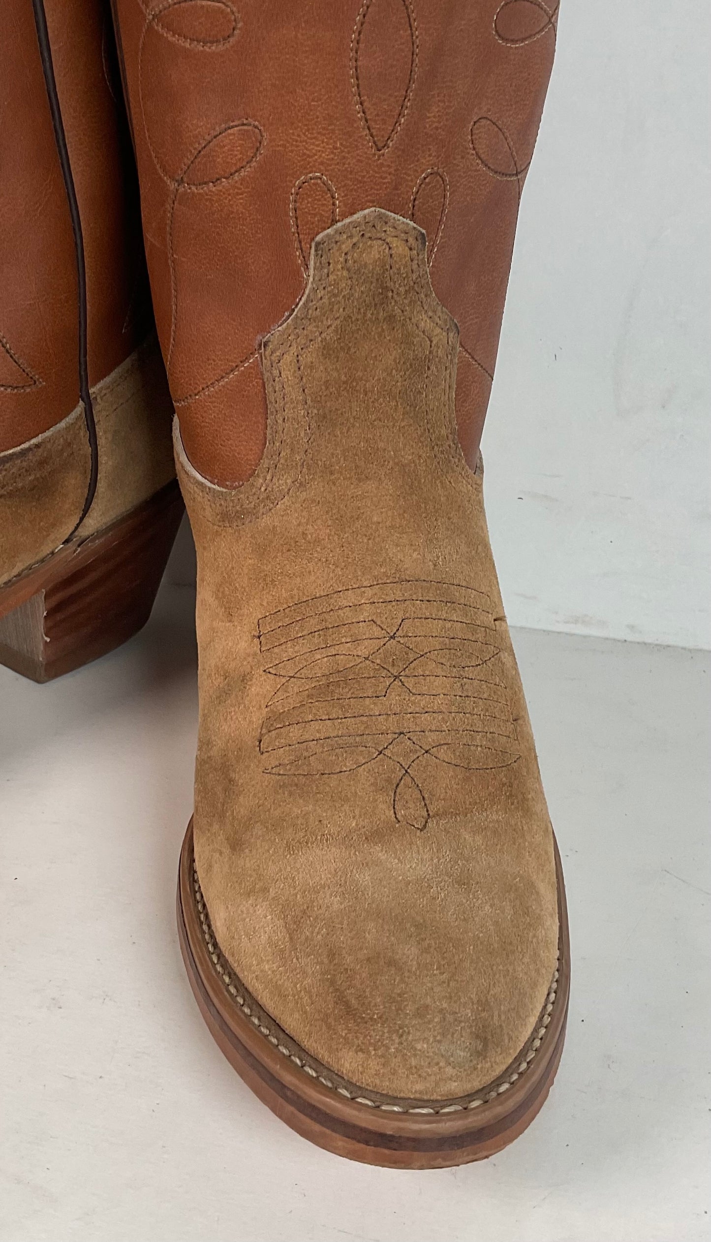 Vintage Dingo Acme Men’s Suede Rough Out Buckaroo Cowboy Boots 8 B USA Made