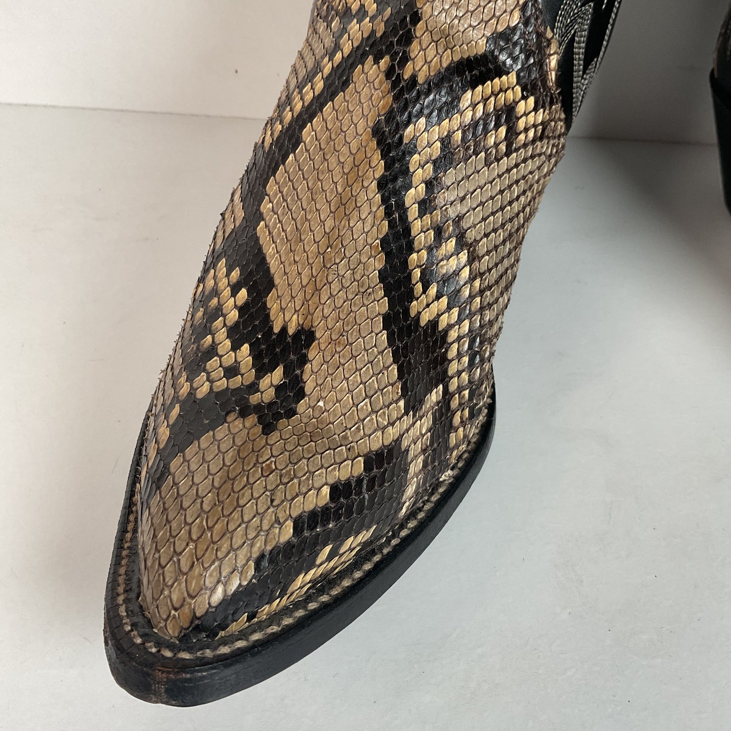 Justin Front Cut Python Snakeskin Cowboy Boots 8.5 D Triad USA Made