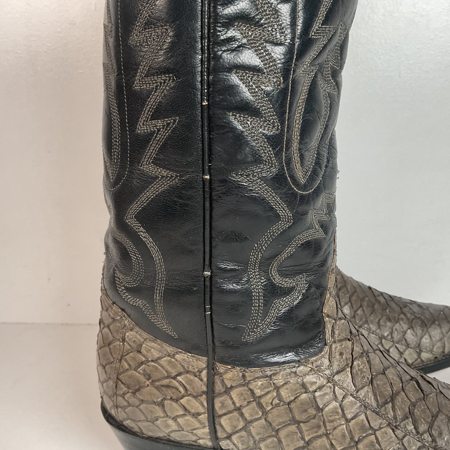 Pirarucu Fish Cowboy Boots Men’s 6.5 | Women’s 7.5 Inverted Cut Exotic Bass