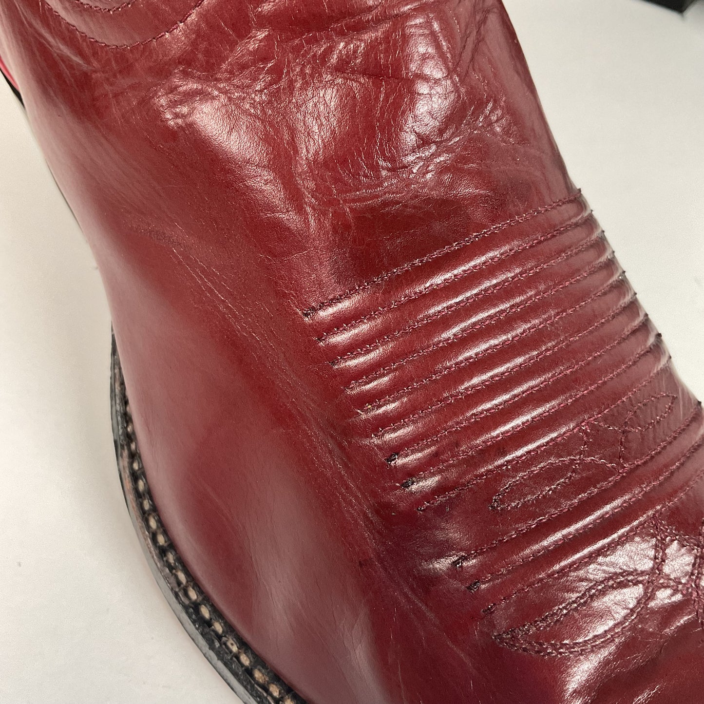 Vintage Tony Lama Red Wine Cowboy Boots Men’s 9 D | Women’s 10 Gold Label