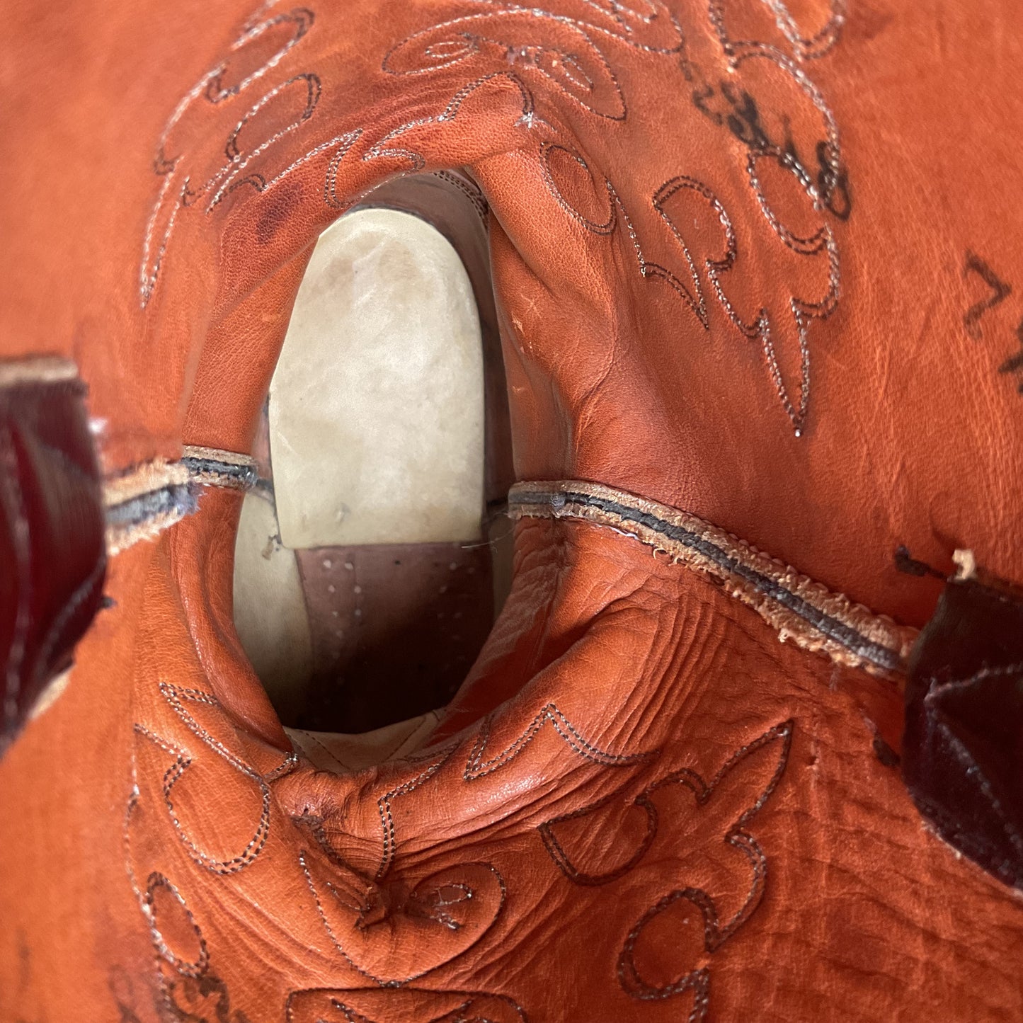 Lucchese San Antonio Black Cherry Ostrich Cowboy Boots Men’s 7.5 | Women’s 8.5