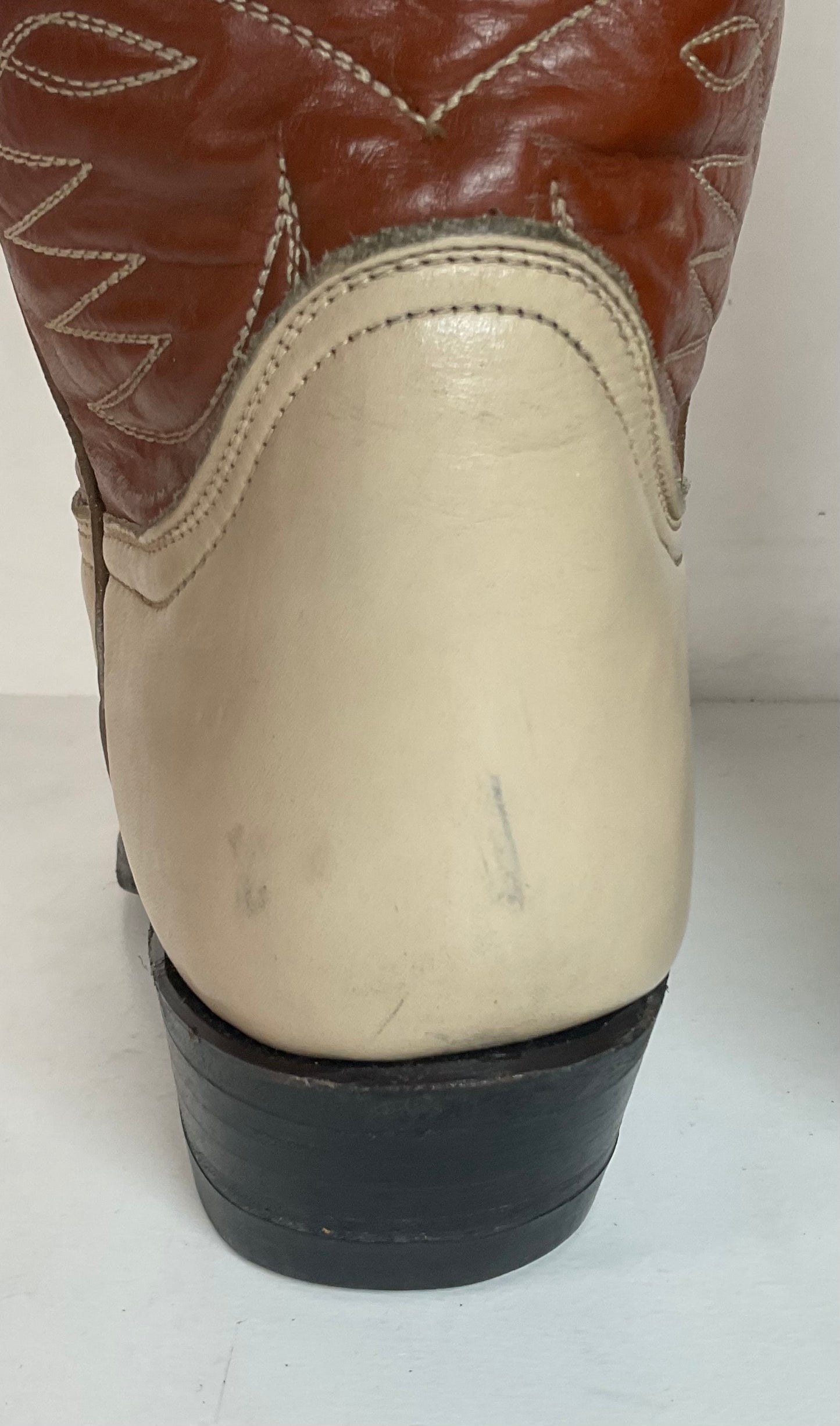 Vintage Tony Lama Urban Cowgirl Boots Men’s 6.5 | Women’s 7.5 Gold Label