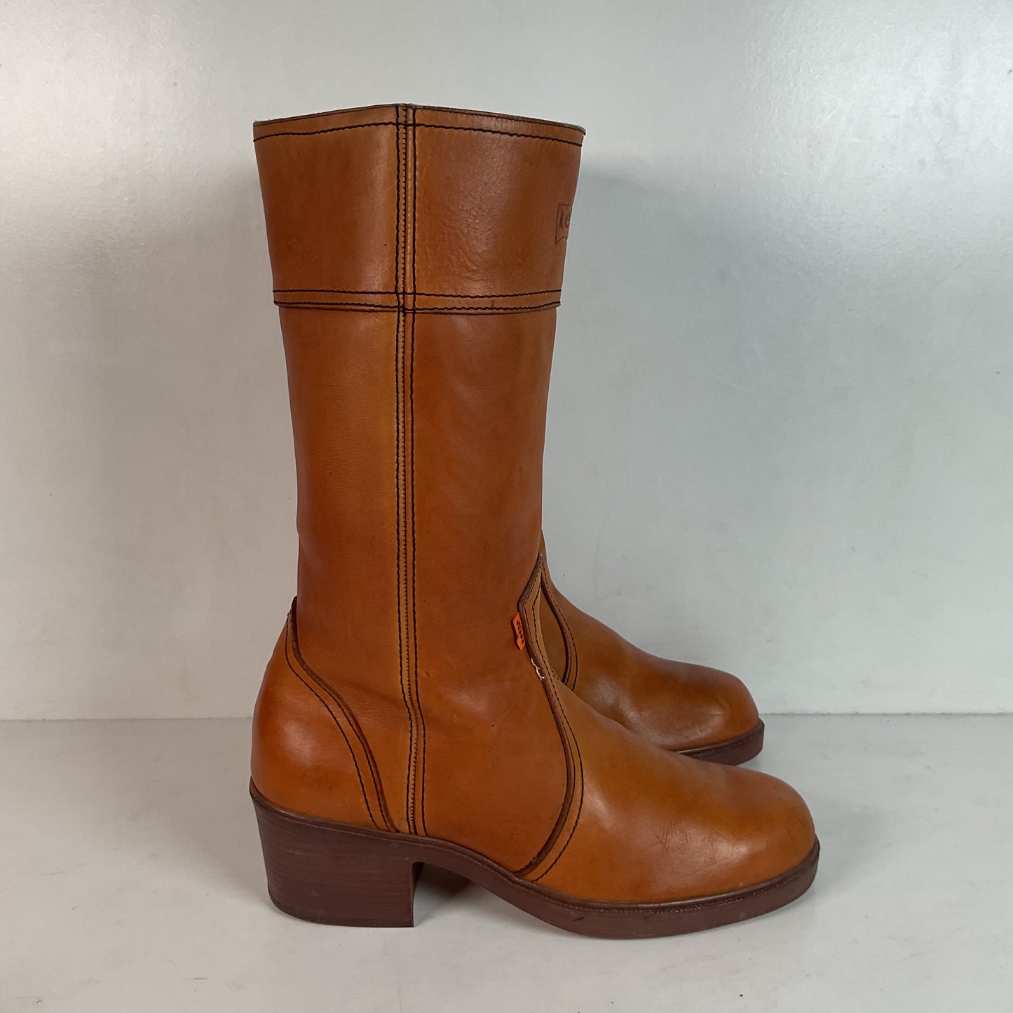 Vintage Levi’s Men’s Campus Boots 8.5 D Orange Tab Crepe Sole