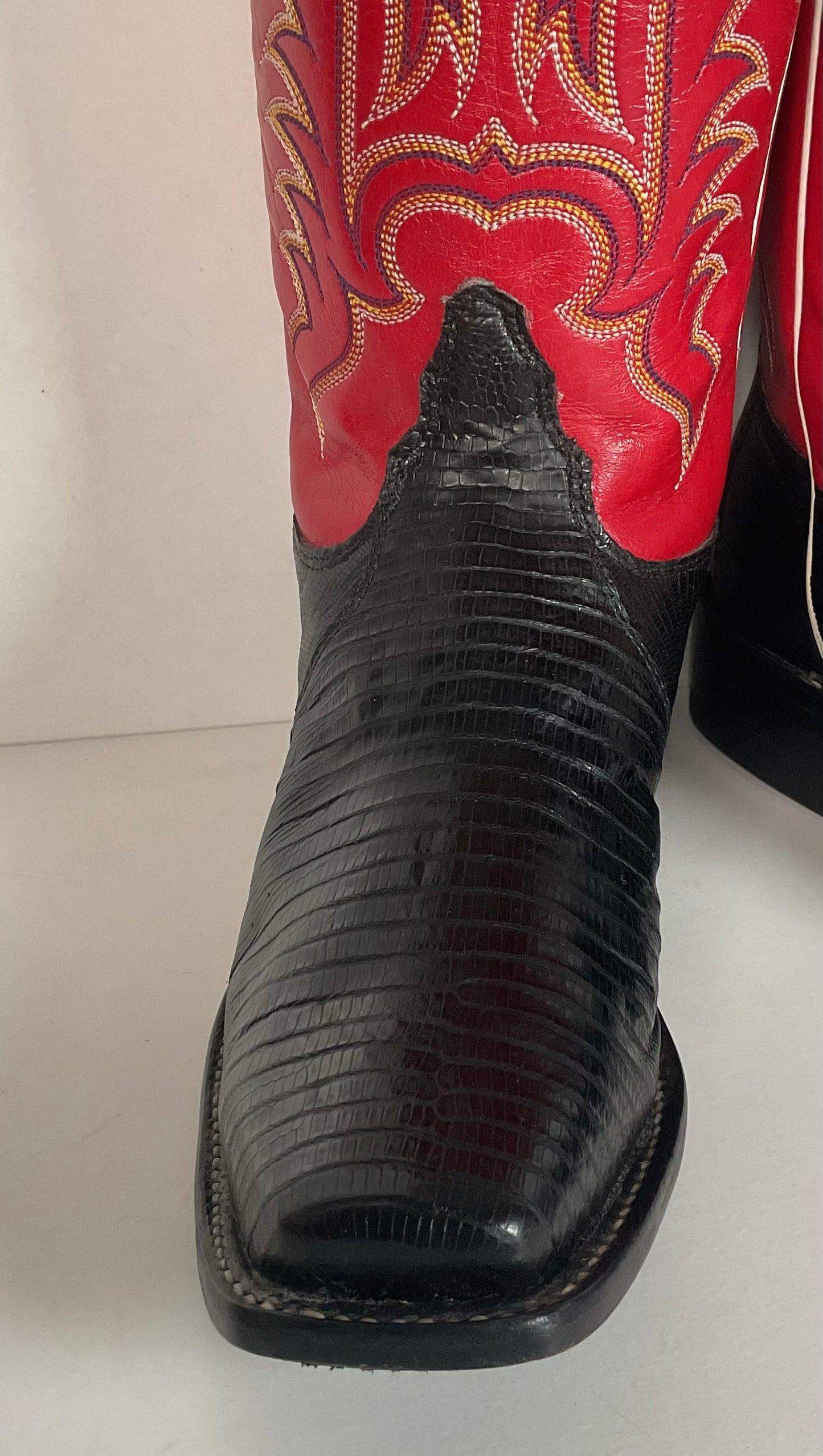 Tony Lama Women’s Lizard Vamp Cowgirl Boots 7.5 B USA Made Red Upper