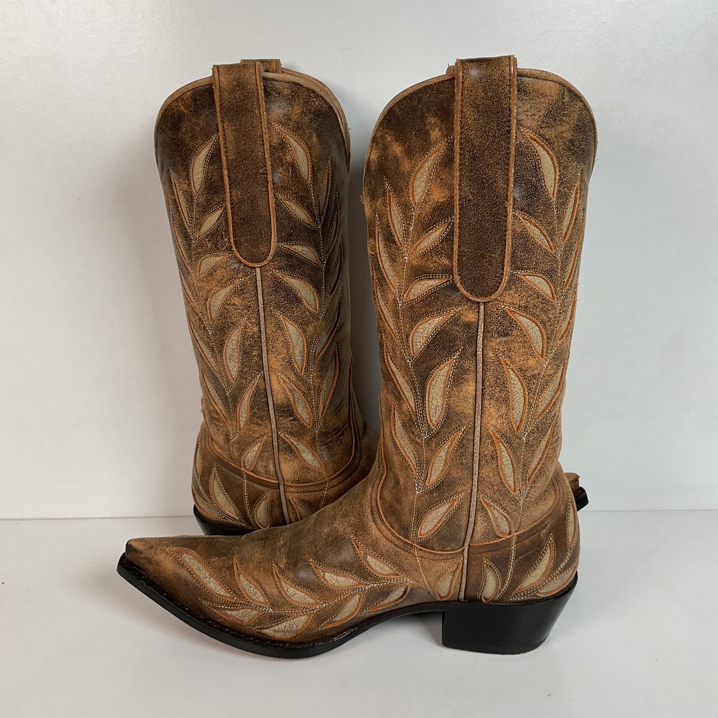 Old Gringo Cowgirl Boots 7 B Tooled Leaf Inlay Recrafted