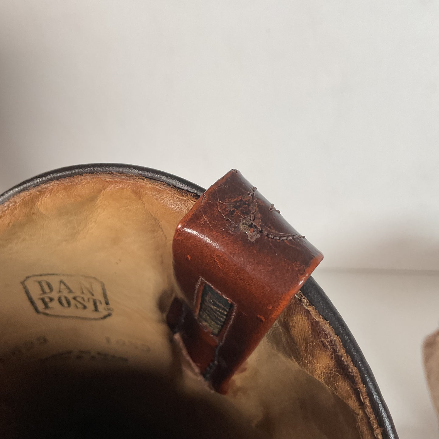 Vintage 1970s Dan Post Whip Stitch Cowboy Boots 9 D Stove Pipe