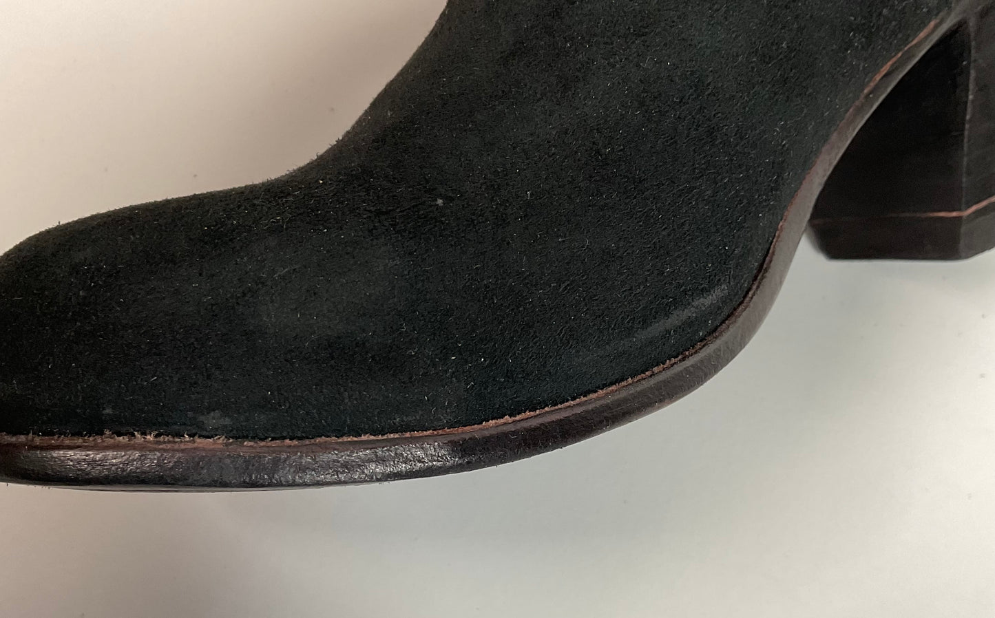 Lucchese Classics Handmade Suede Brush off Booties 8 B USA Made