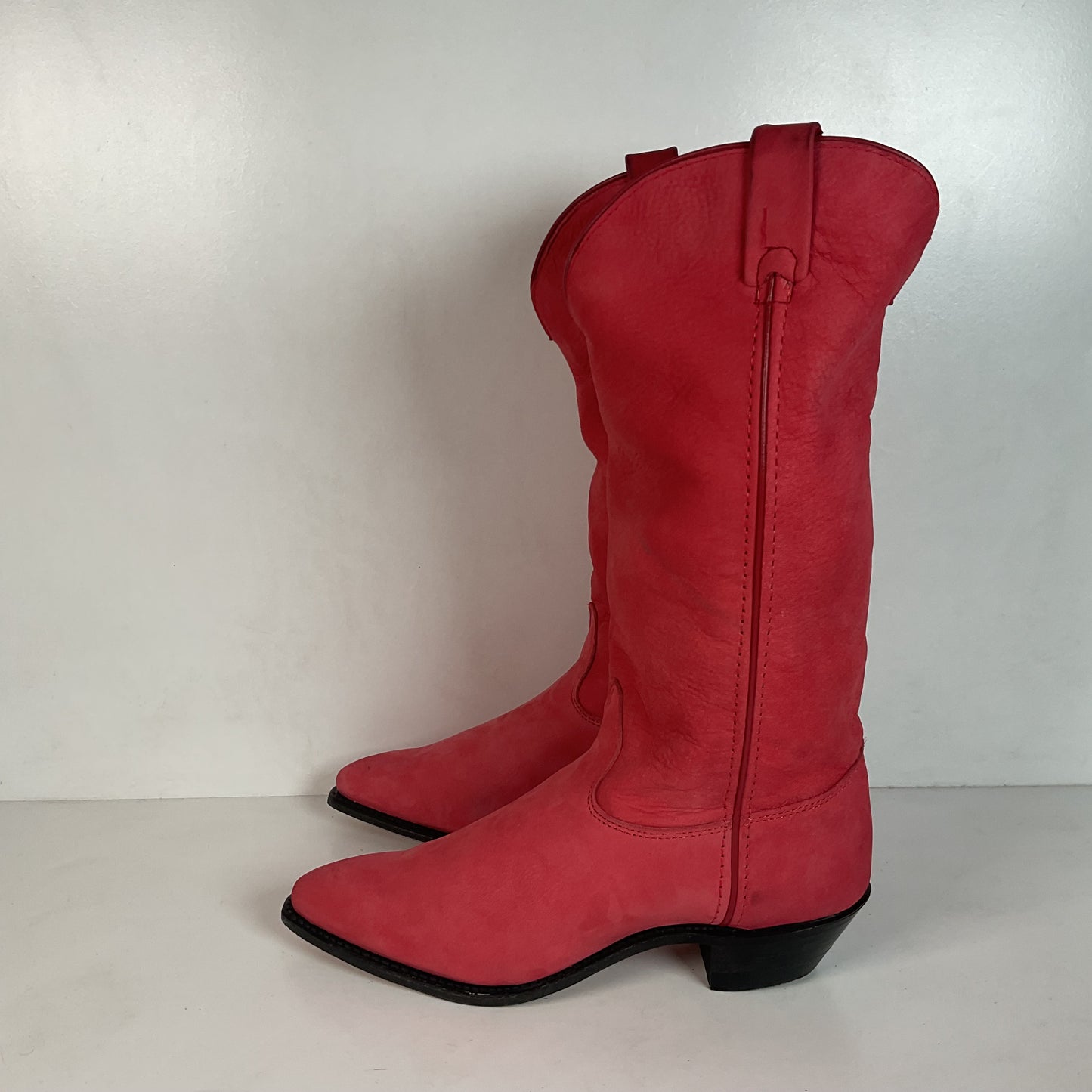 Vintage Wrangler Dusty Rose Cowgirl Boots 8.5 M USA Made Nubuck Suede