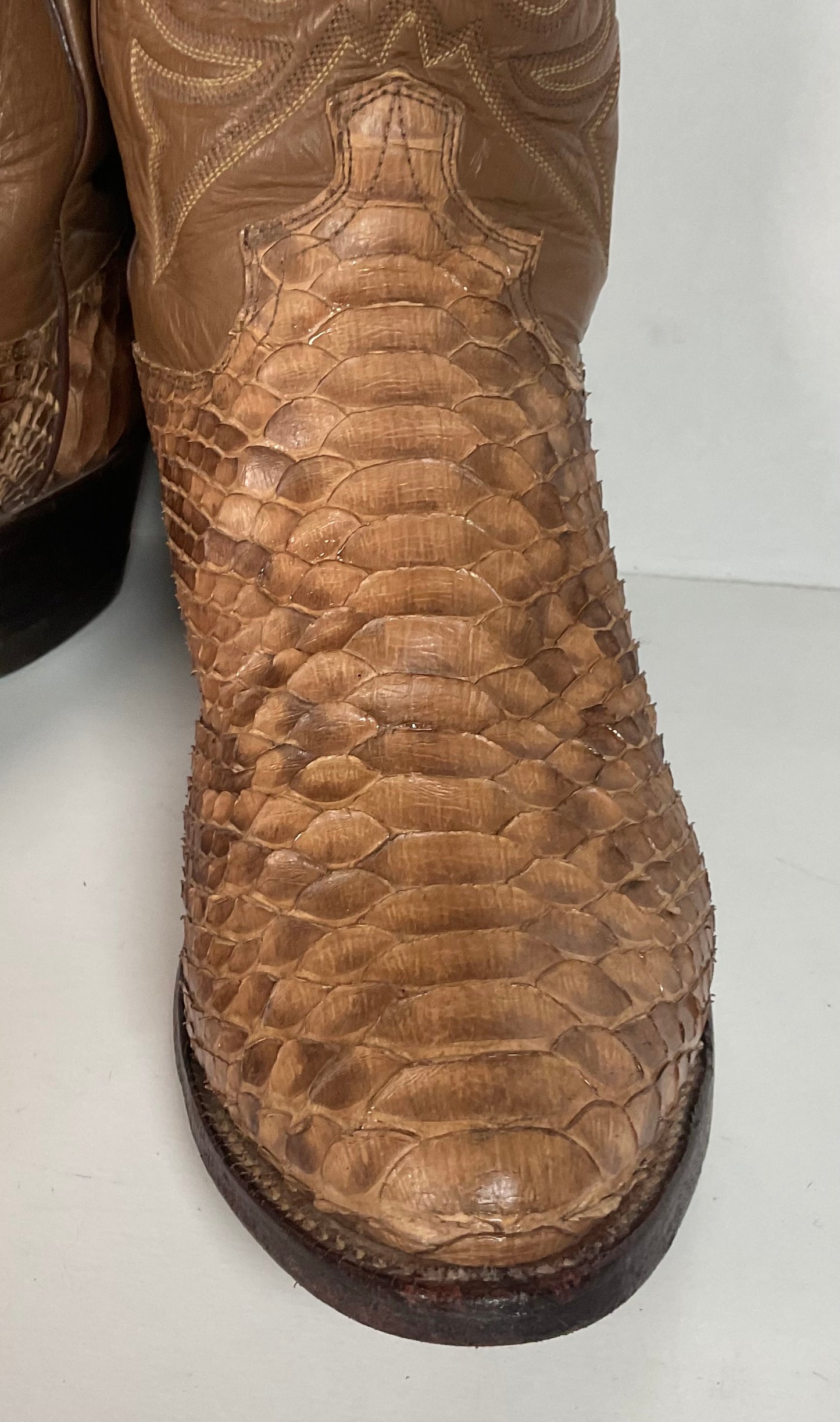 Vintage Justin Back Cut Python Cowboy Boots 8.5 D USA Made Snakeskin