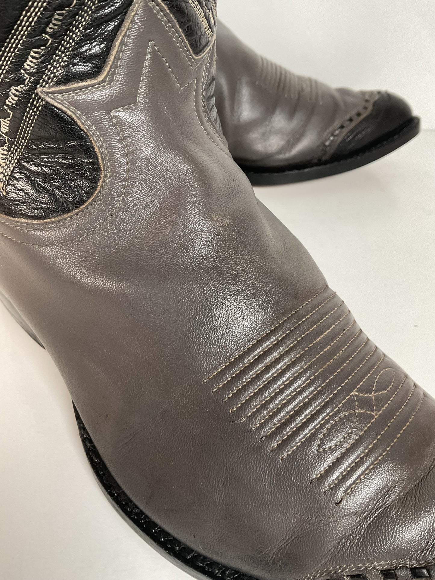 Vintage Tony Lama Grey Lizard Wingtip Cowboy Boots 10.5 D Gold Label Recraft