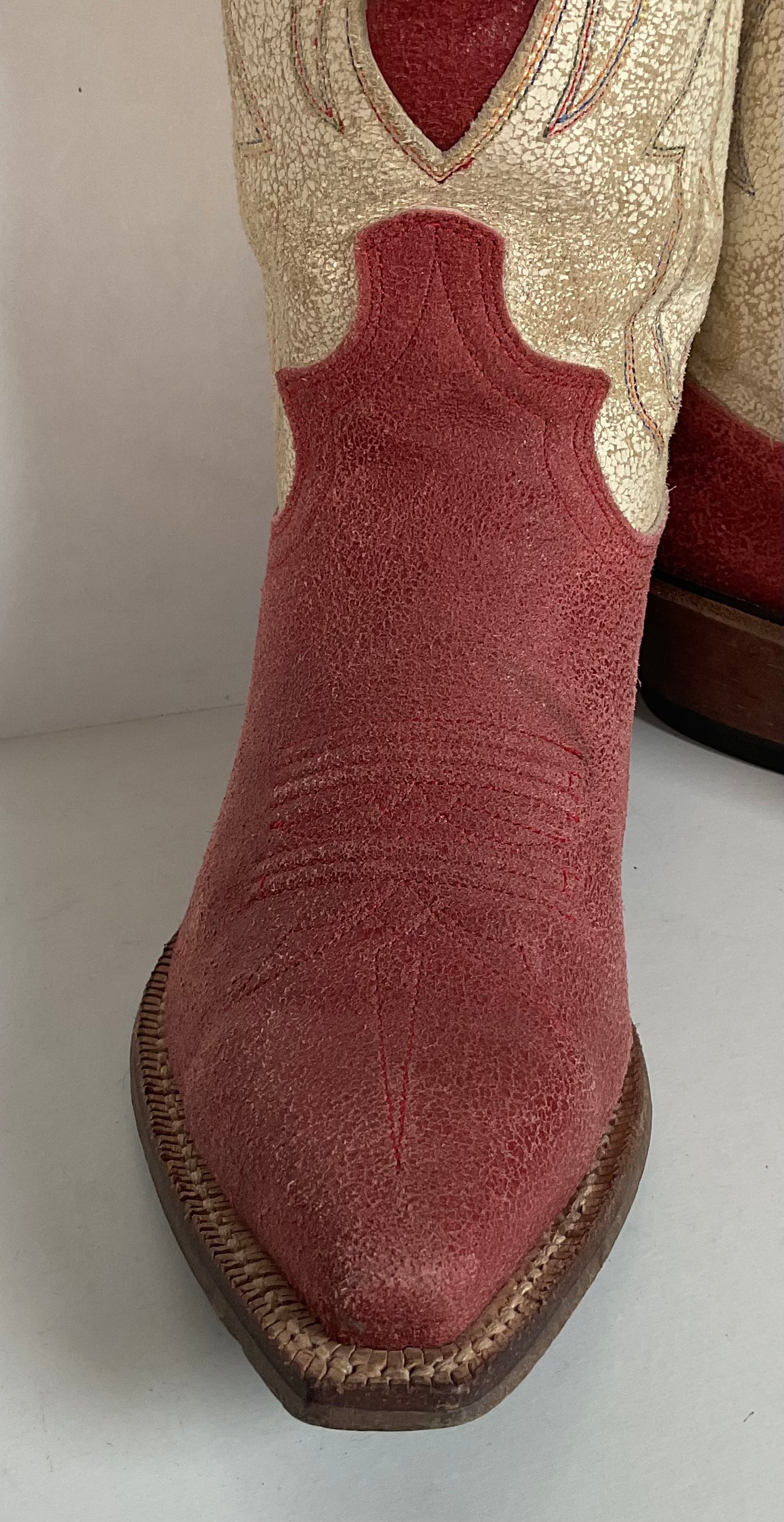 Justin Vintage Collection Cowgirl Boots 7 B Tooled Heart Inlay Crystal Suede