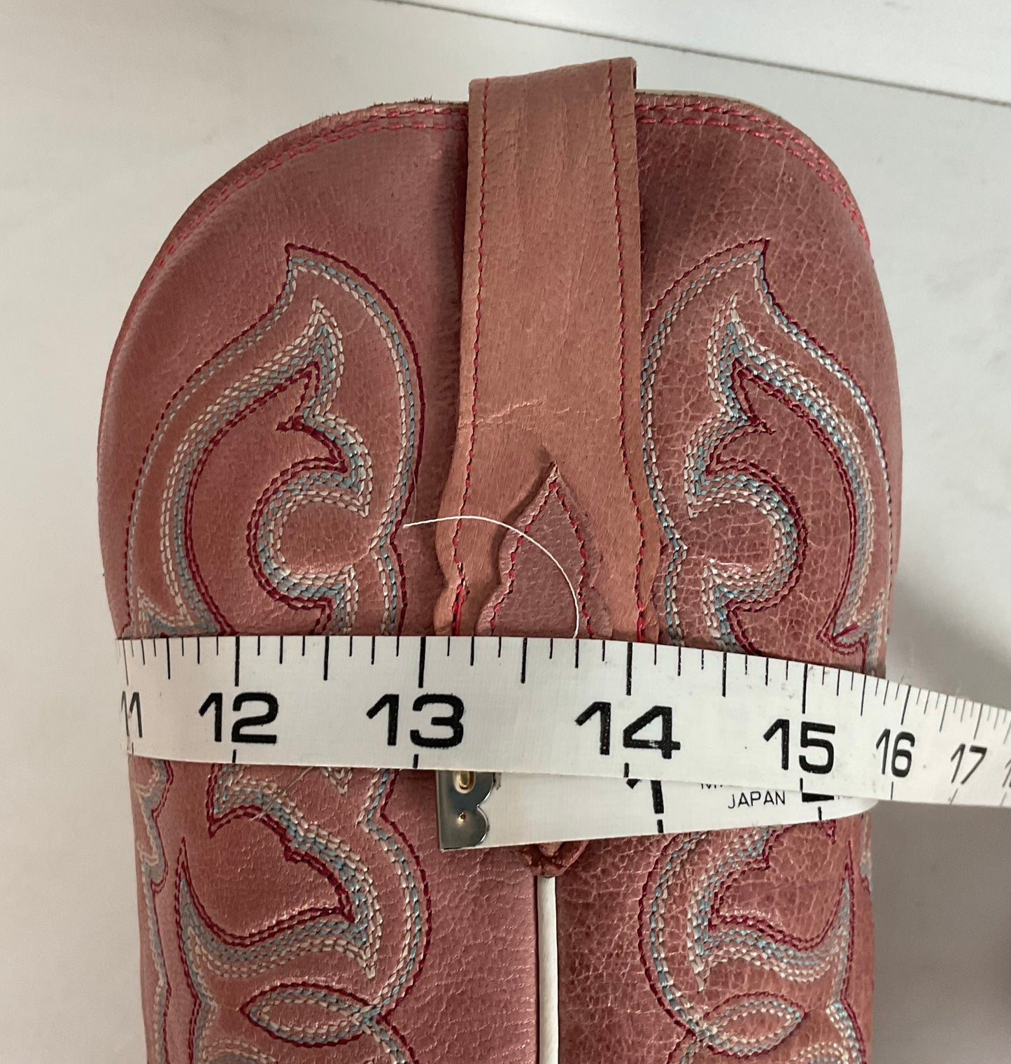 Tony Lama Dusty Pink Cowgirl Boots 7.5 B Distressed