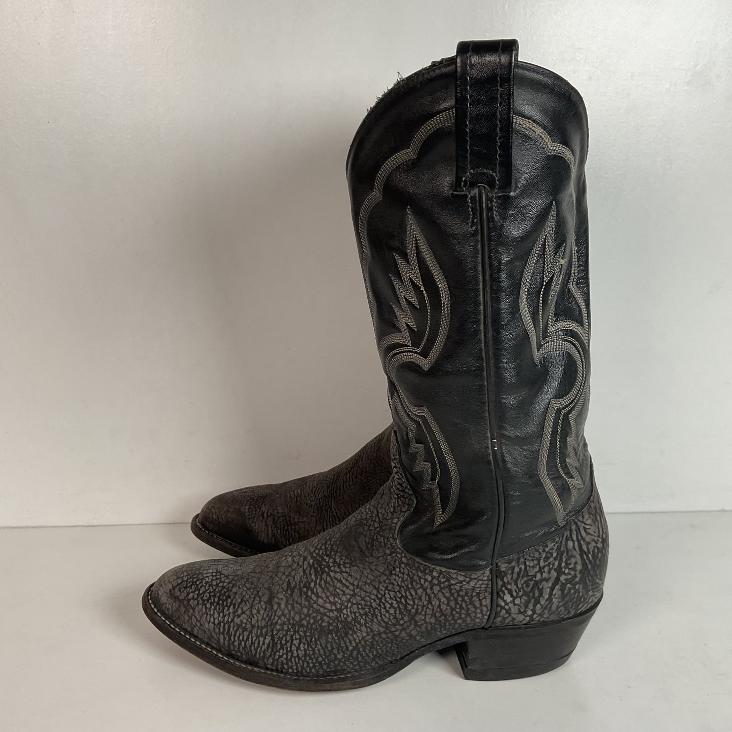 (2) Pairs Of Tony Lama Shoulder Cowboy Boots 8.5 D Style 6252 & 6250