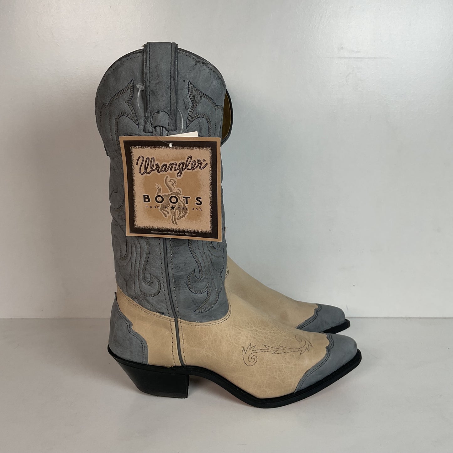 Vintage Wrangler Wingtip Cowgirl Boots 7.5 M Nubuck Suede