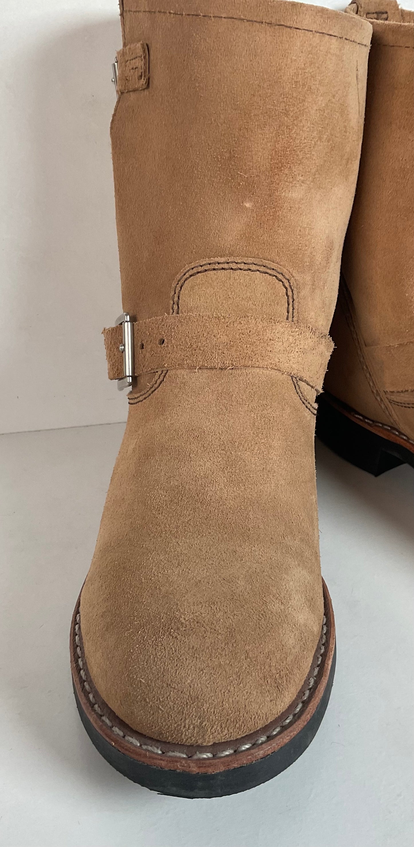 Red Wing Women’s Sand Mojave Suede Engineer Boots 8 B USA Made Style 3358