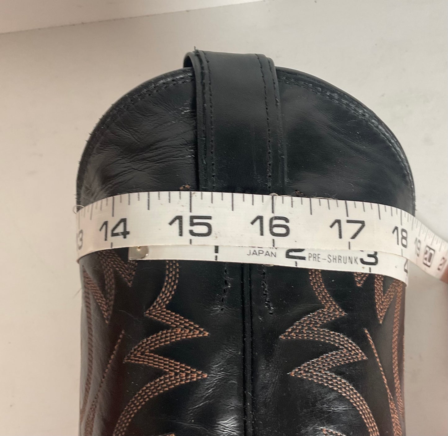 Justin Women’s Snip Toe Lizard Cowgirl Boots 9 B USA Made