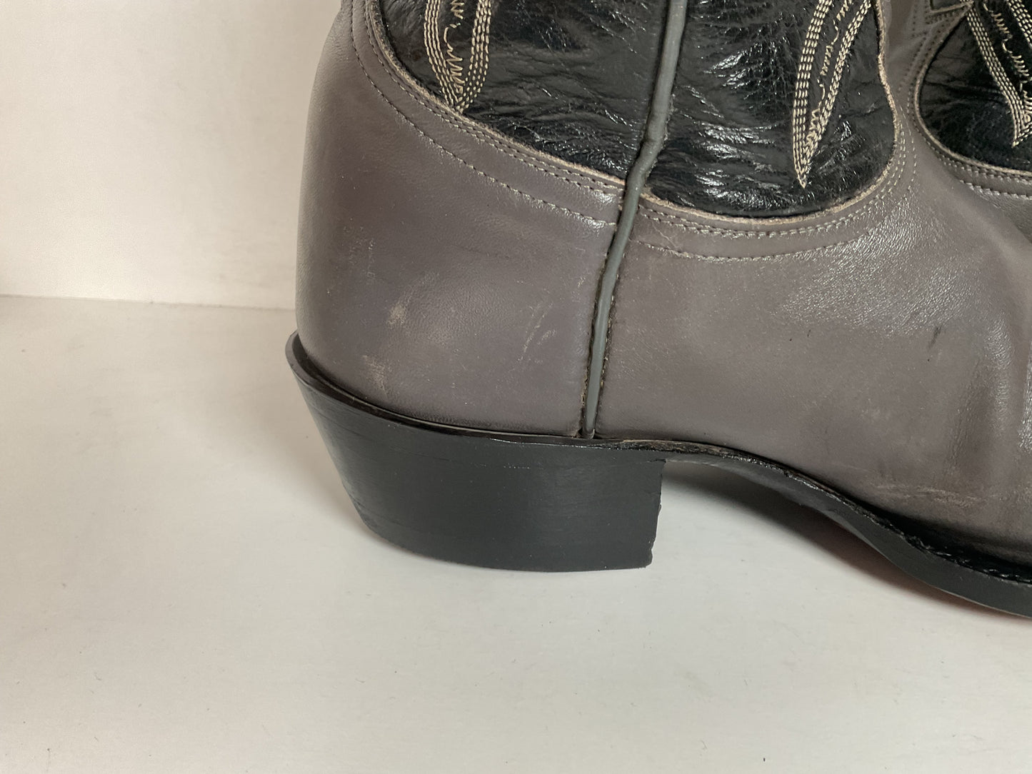 Vintage Tony Lama Grey Lizard Wingtip Cowboy Boots 10.5 D Gold Label Recraft