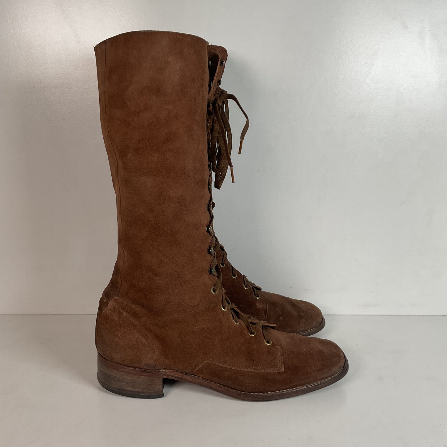 Vintage 1960s Men’s Suede Lace Up Snake Boots 12 D USA Made