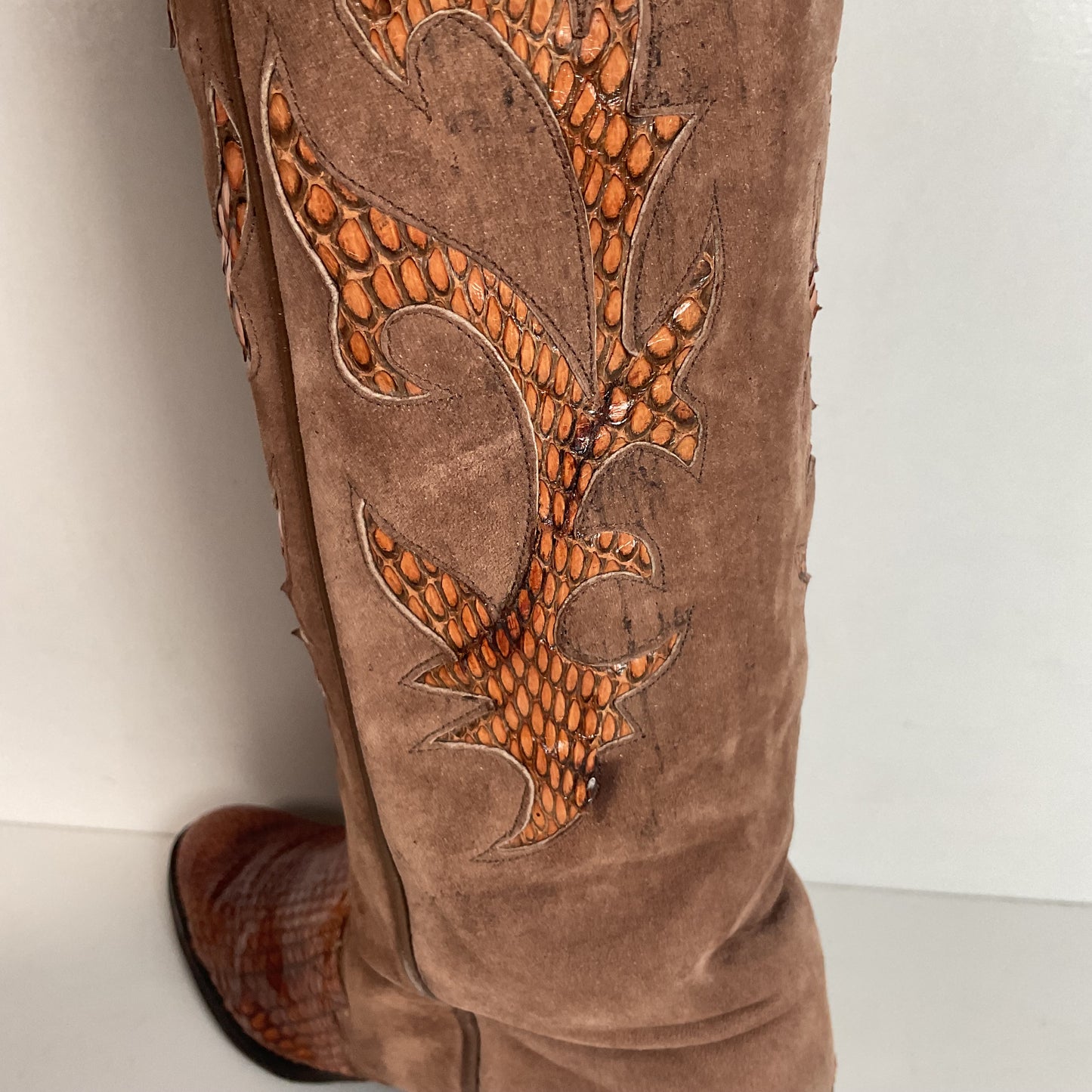 Vintage Larry Mahan Tall Cowgirl Boots 7 B Tooled Snakeskin Inlay