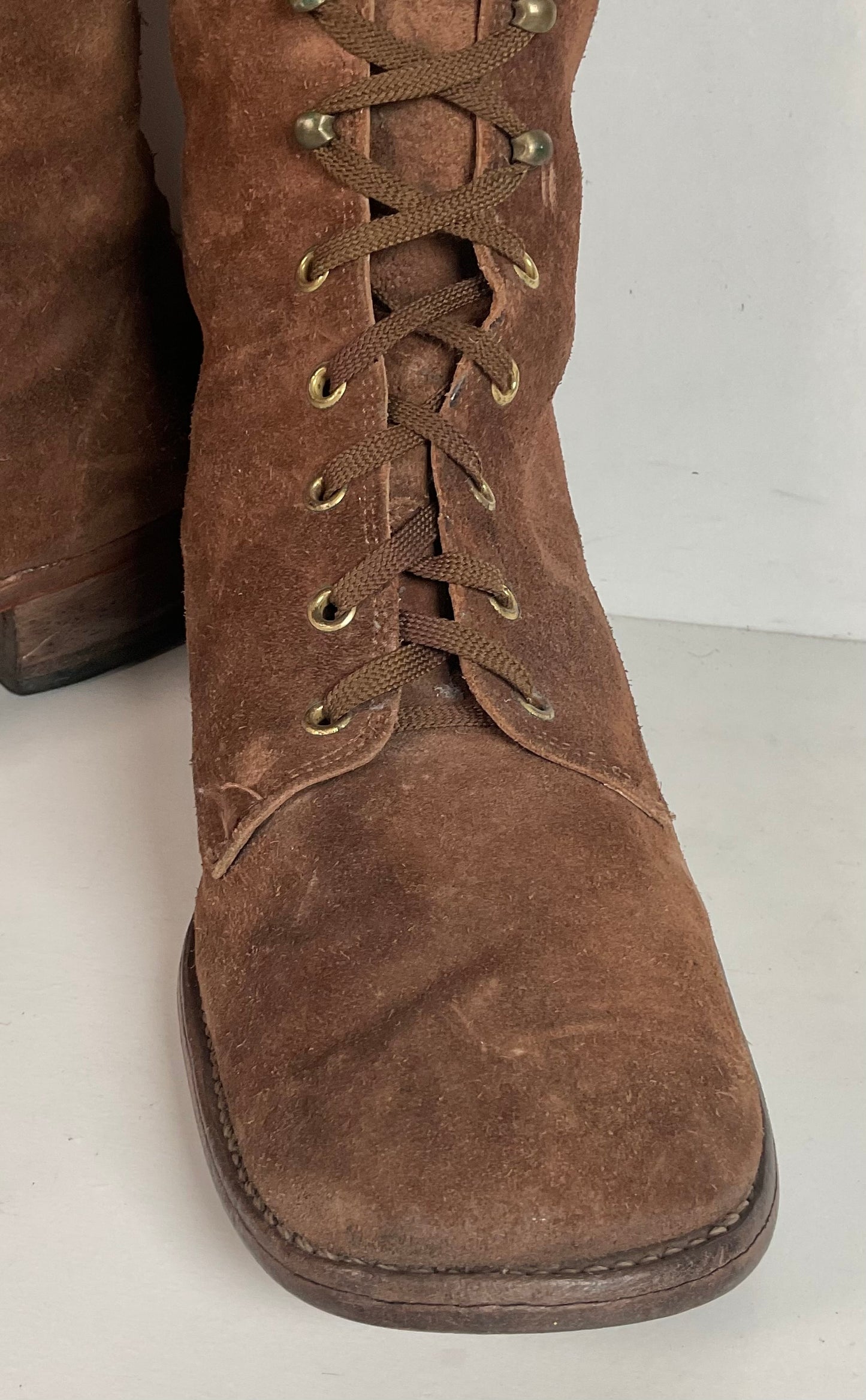 Vintage 1960s Men’s Suede Lace Up Snake Boots 12 D USA Made