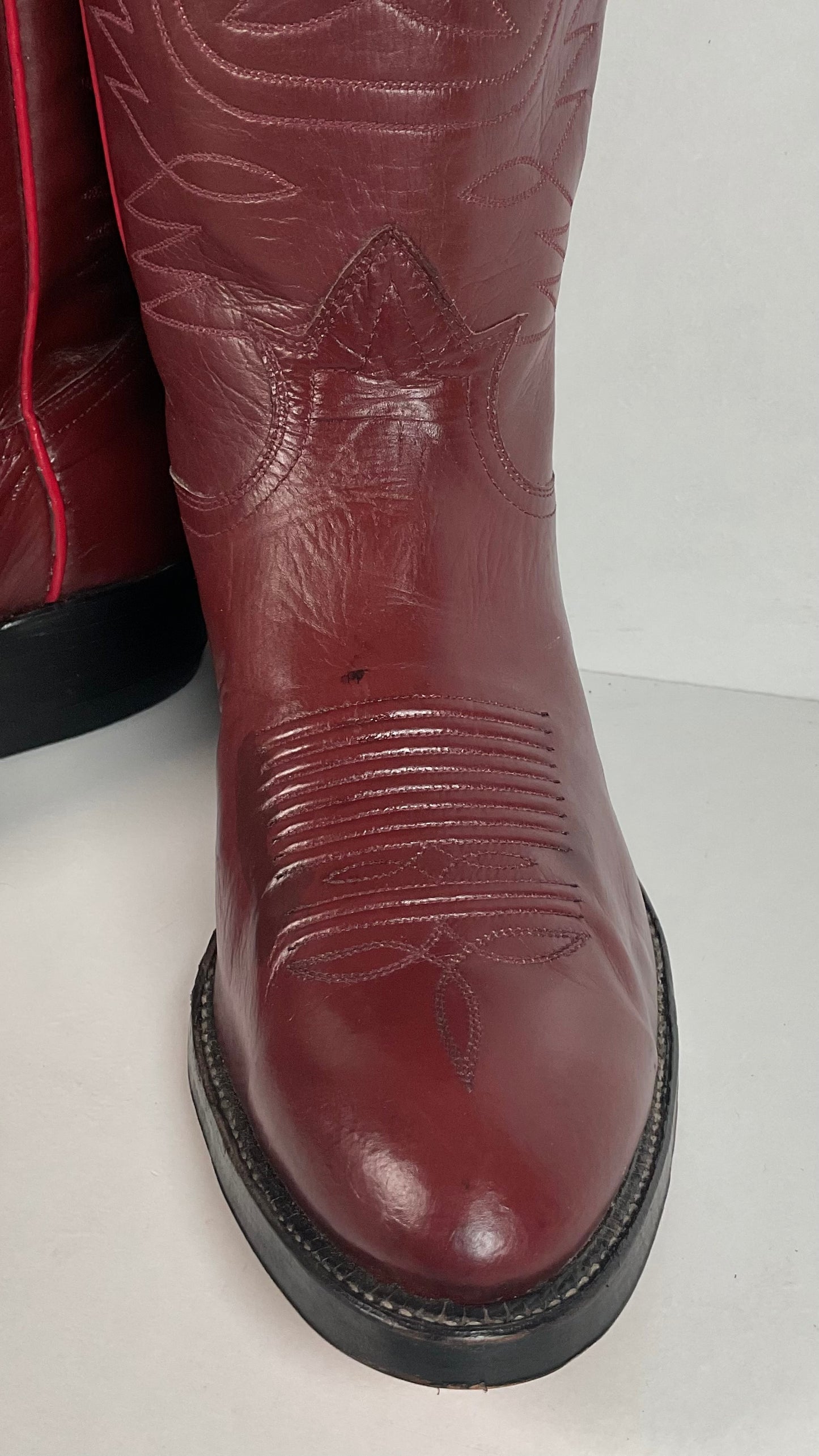 Vintage Tony Lama Red Wine Cowboy Boots Men’s 9 D | Women’s 10 Gold Label