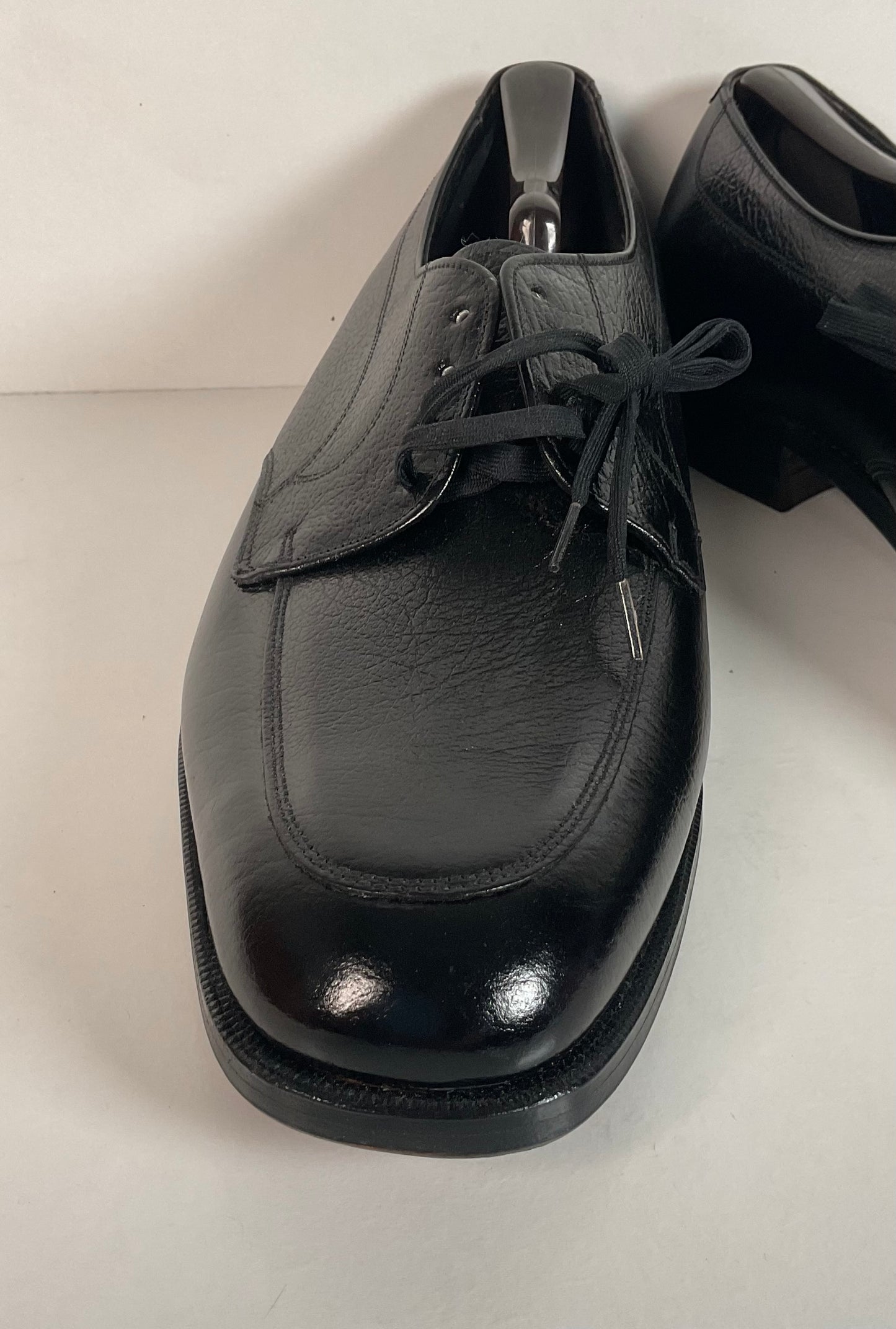 Vintage Florsheim Black Derby Loafers 12 B Apron Toe Blucher