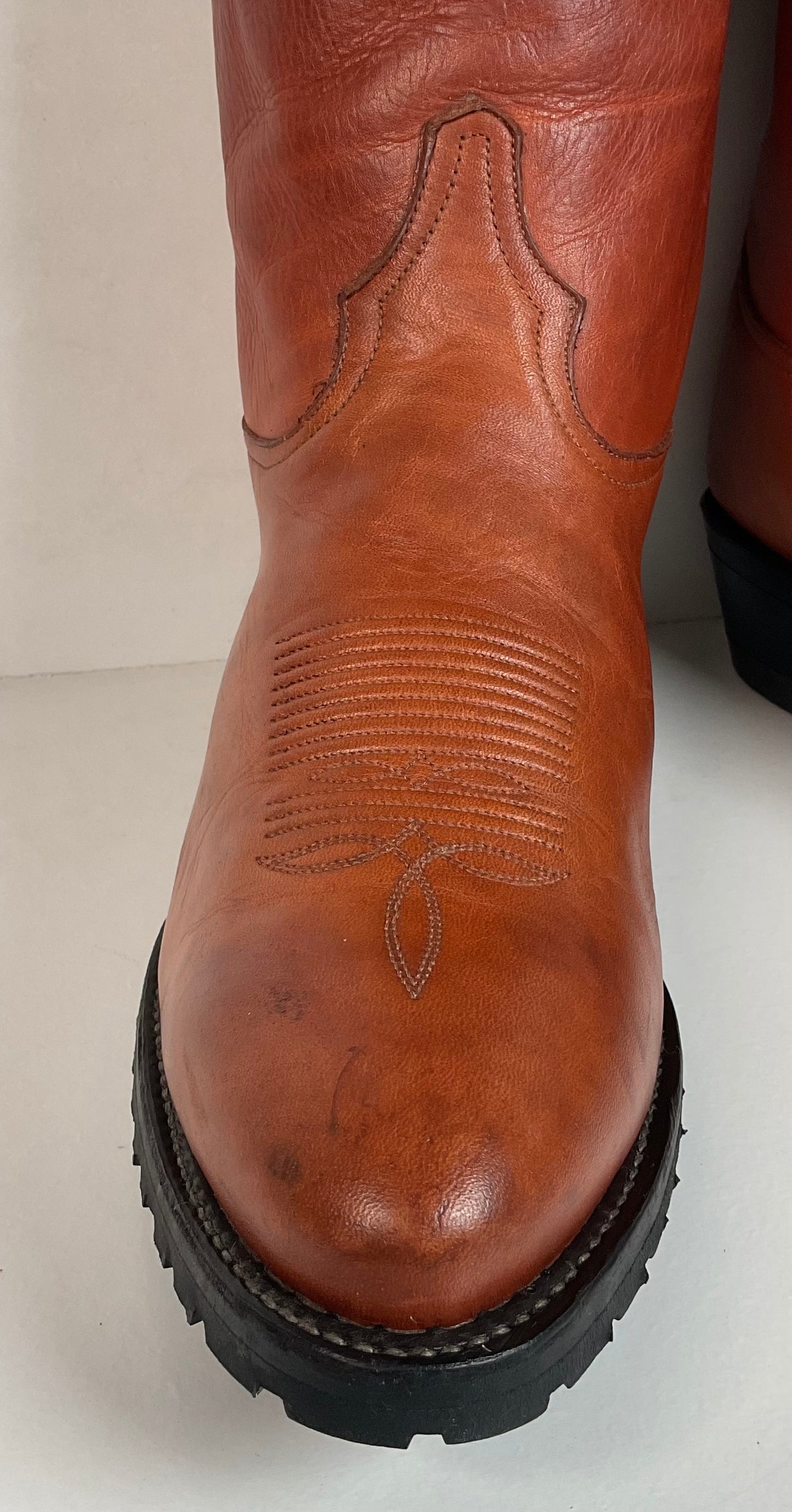 Tony Lama Classic Brown Cowboy Boots | Vibram Lug | 12 D