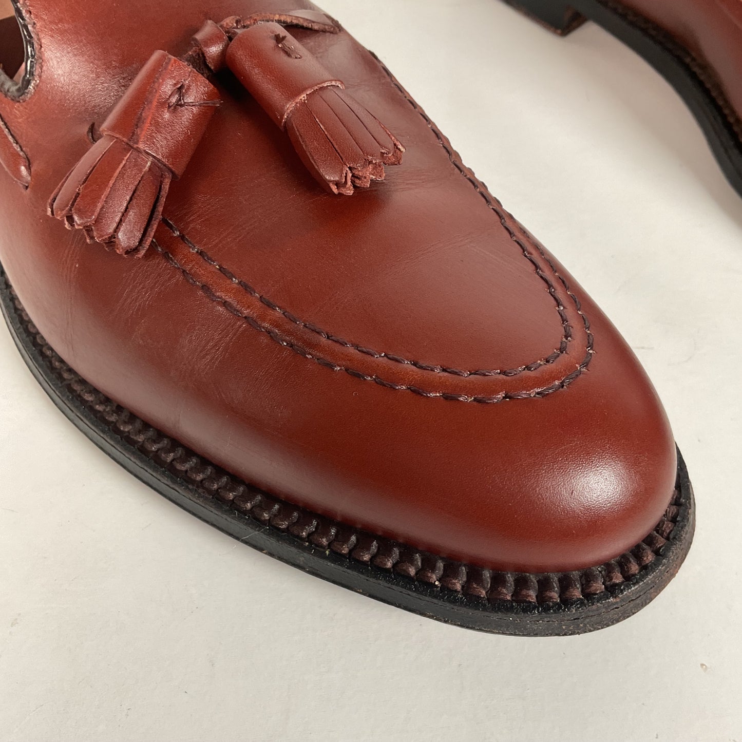 Alden Tassel Moccasin Loafer | Walnut Calfskin | Extra Narrow | 11 A