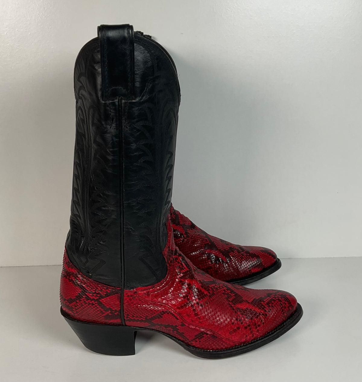Vintage Justin Python Cowgirl Boots | Snakeskin | USA Made | Red | Women’s 7.5 B