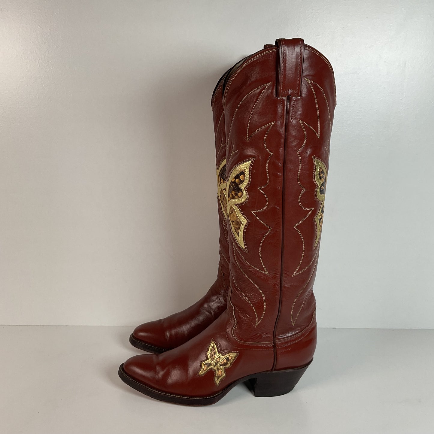 1970s Justin Butterfly Cowgirl Boots | Snakeskin Inlay | USA Made | 6.5 C