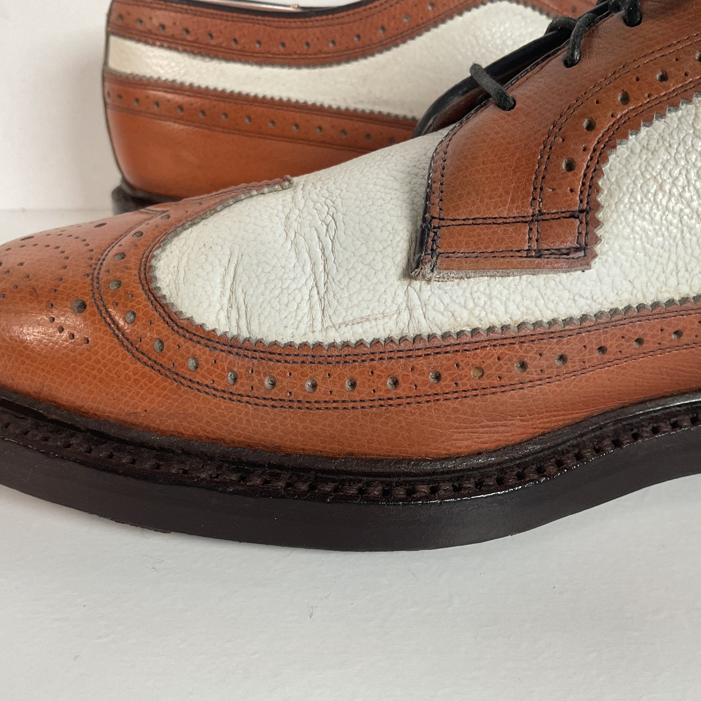 Vintage Johnston Murphy Spectator Shoes | Aristocraft | 1950s-1960s | 10 C