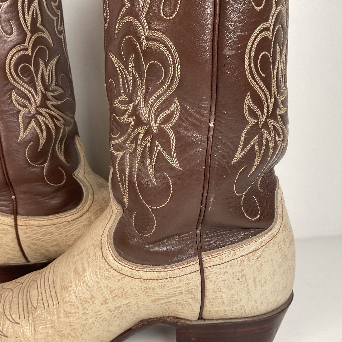 Vintage Justin Exotic Antelope Cowboy Boots | USA Made | Men’s 8 D