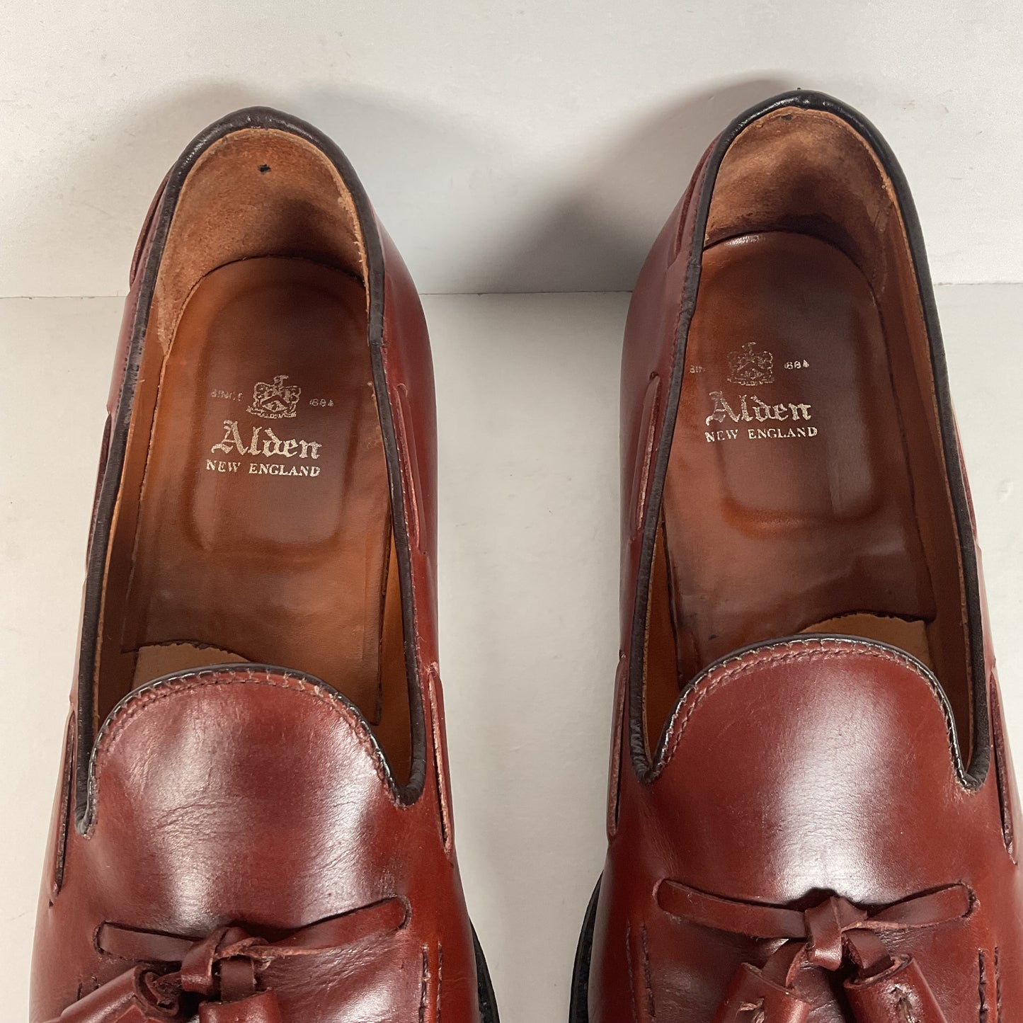 Alden Tassel Moccasin Loafer | Walnut Calfskin | Extra Narrow | 11 A