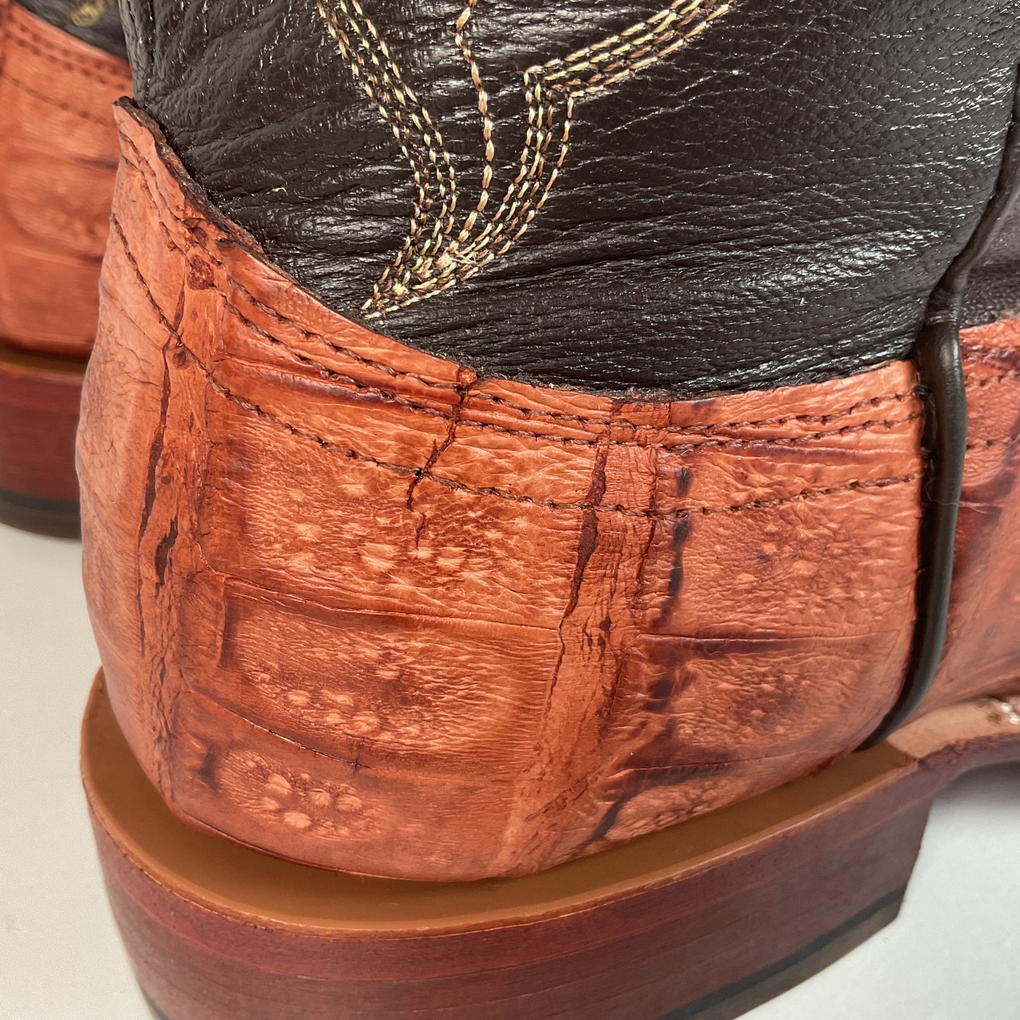Fenoglio Large Scale Crocodile Cowboy Boots 8.5 E USA Made Exotic Factory Second