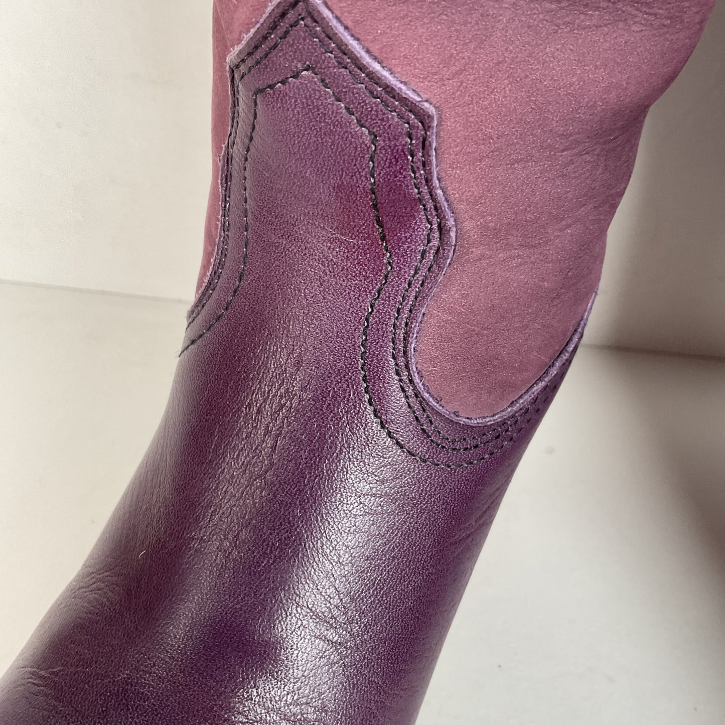 Vintage Frye Cowgirl Boots | Bear Claw | Purple | USA Made | Women’s 6.5 B